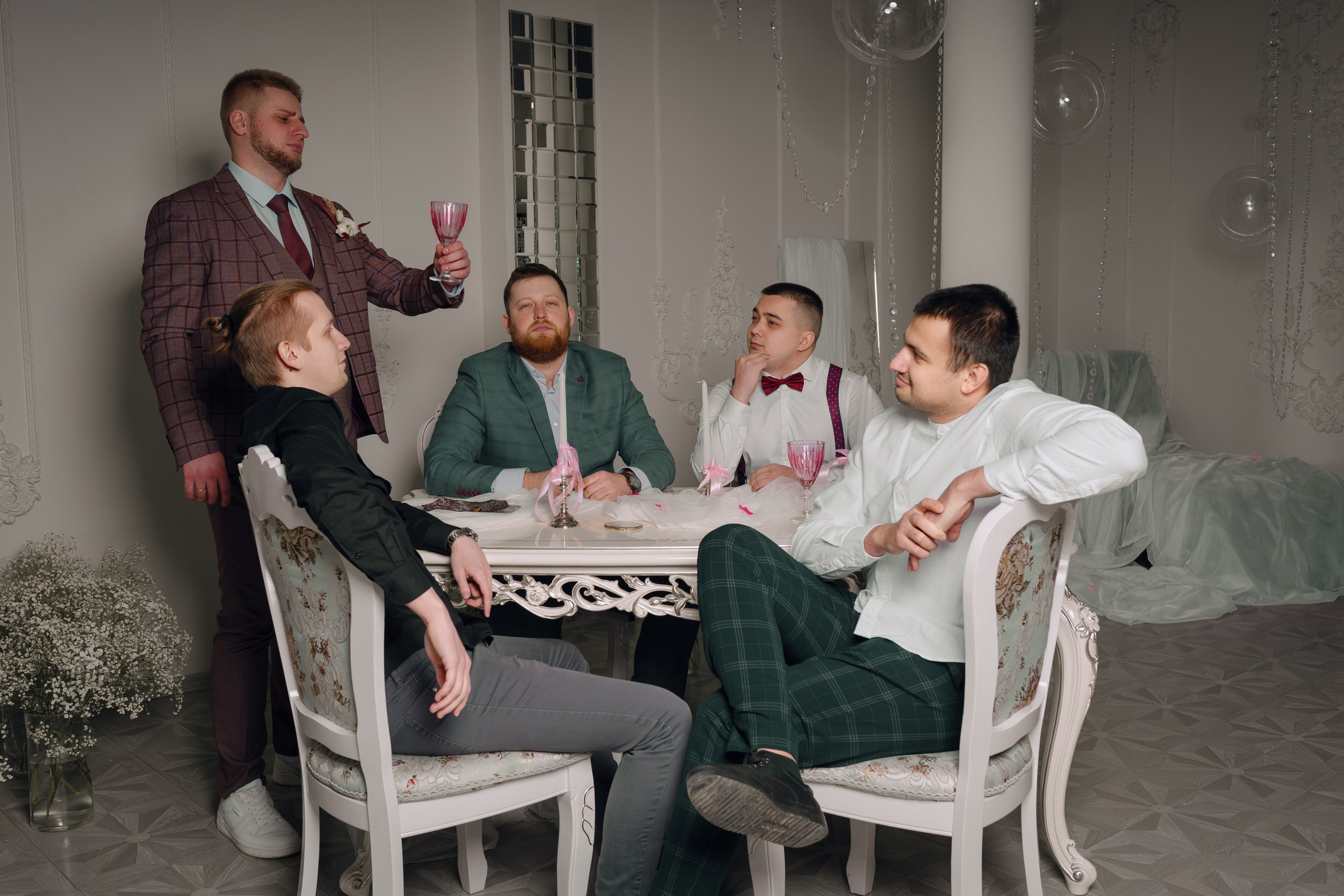 Свадебная фотосессия в студии. Фотограф Ким Наталья в Красноярске