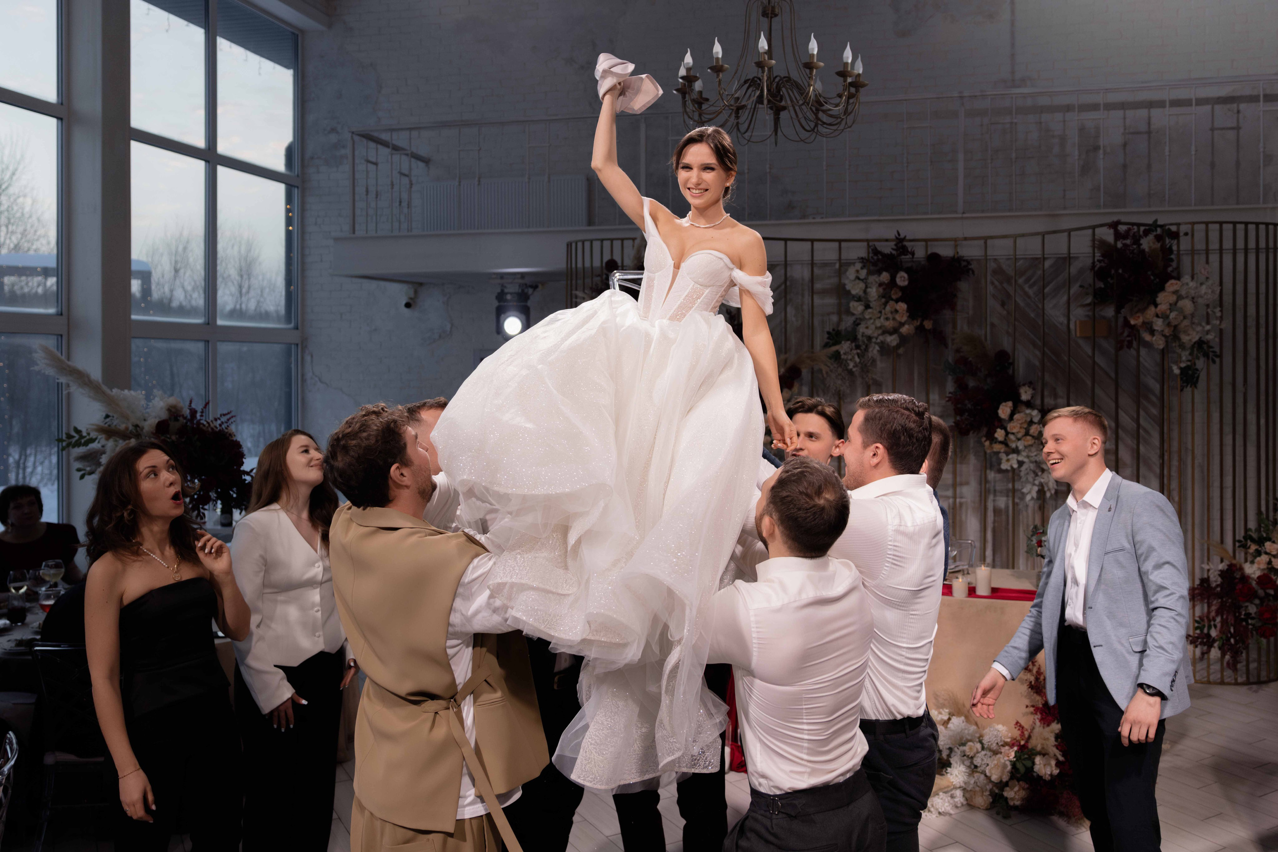 Фотограф Загородняя. Подрядчики и друзья сети свадебных площадок House for wedding