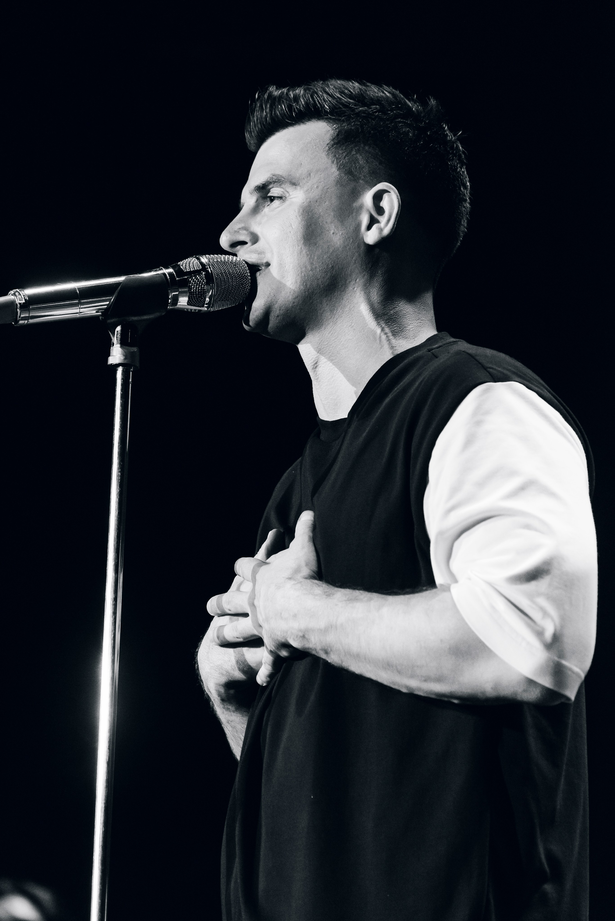 Кирилл Туриченко — Вегас Сити Холл. Бренд-фотограф для экспертов и блогеров в Москве Влада Горбовская