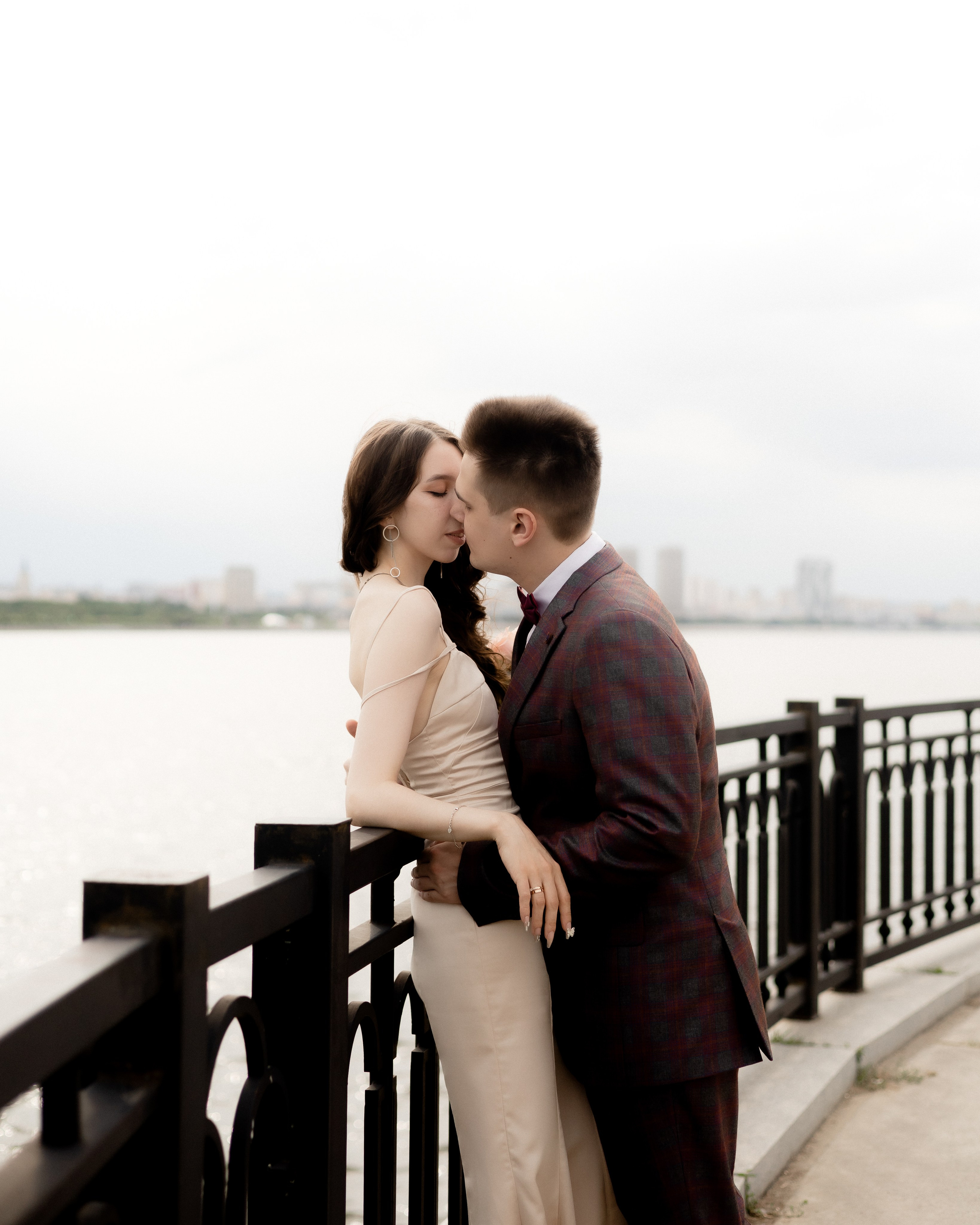 Свадебная прогулка. Фотограф в г. Благовещенск, свадебные, семейные и индивидуальные