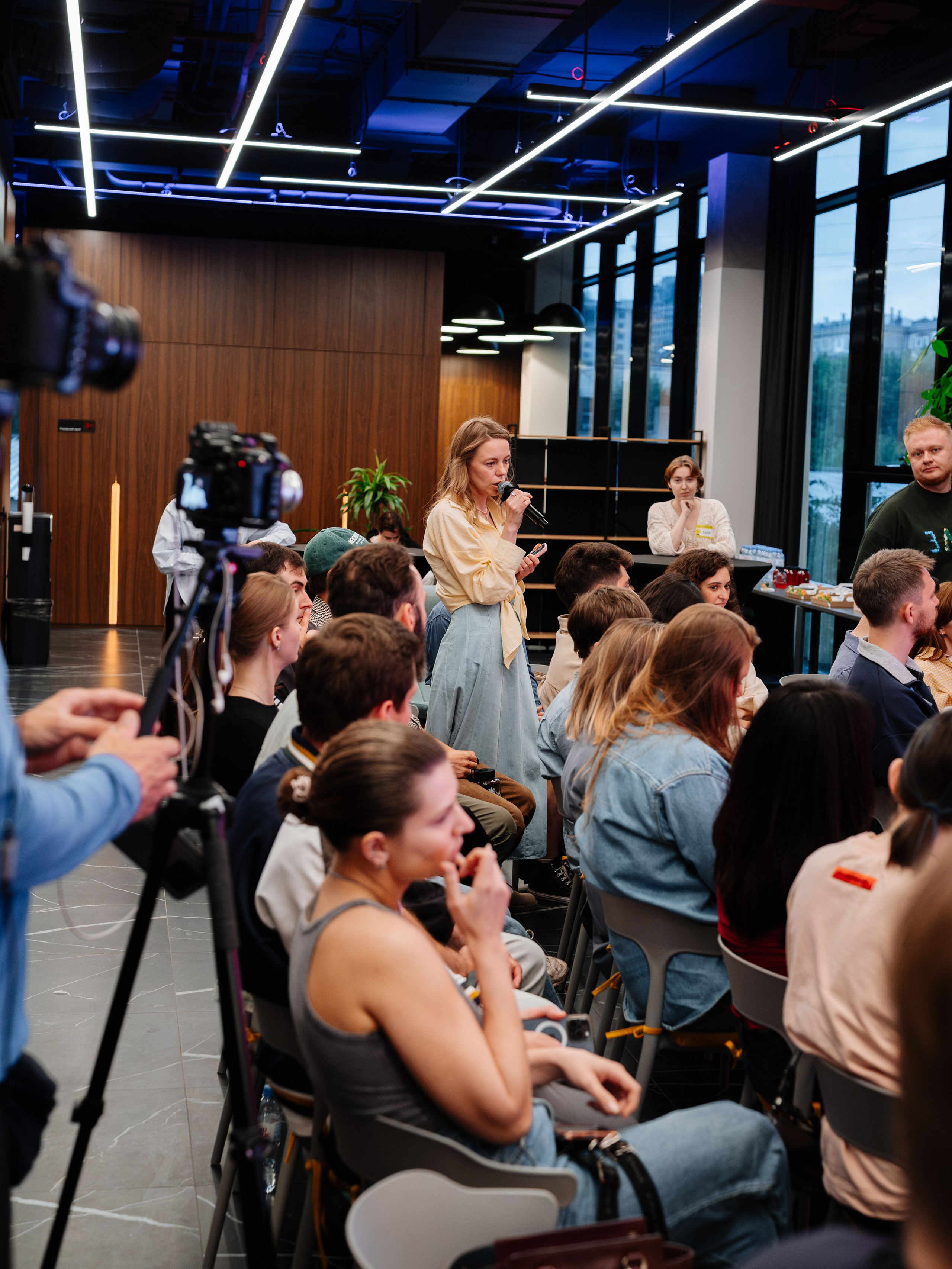 Нескучные финансы х Изионисты. Репортажный и портретный фотограф в Москве Илья Спиридонов