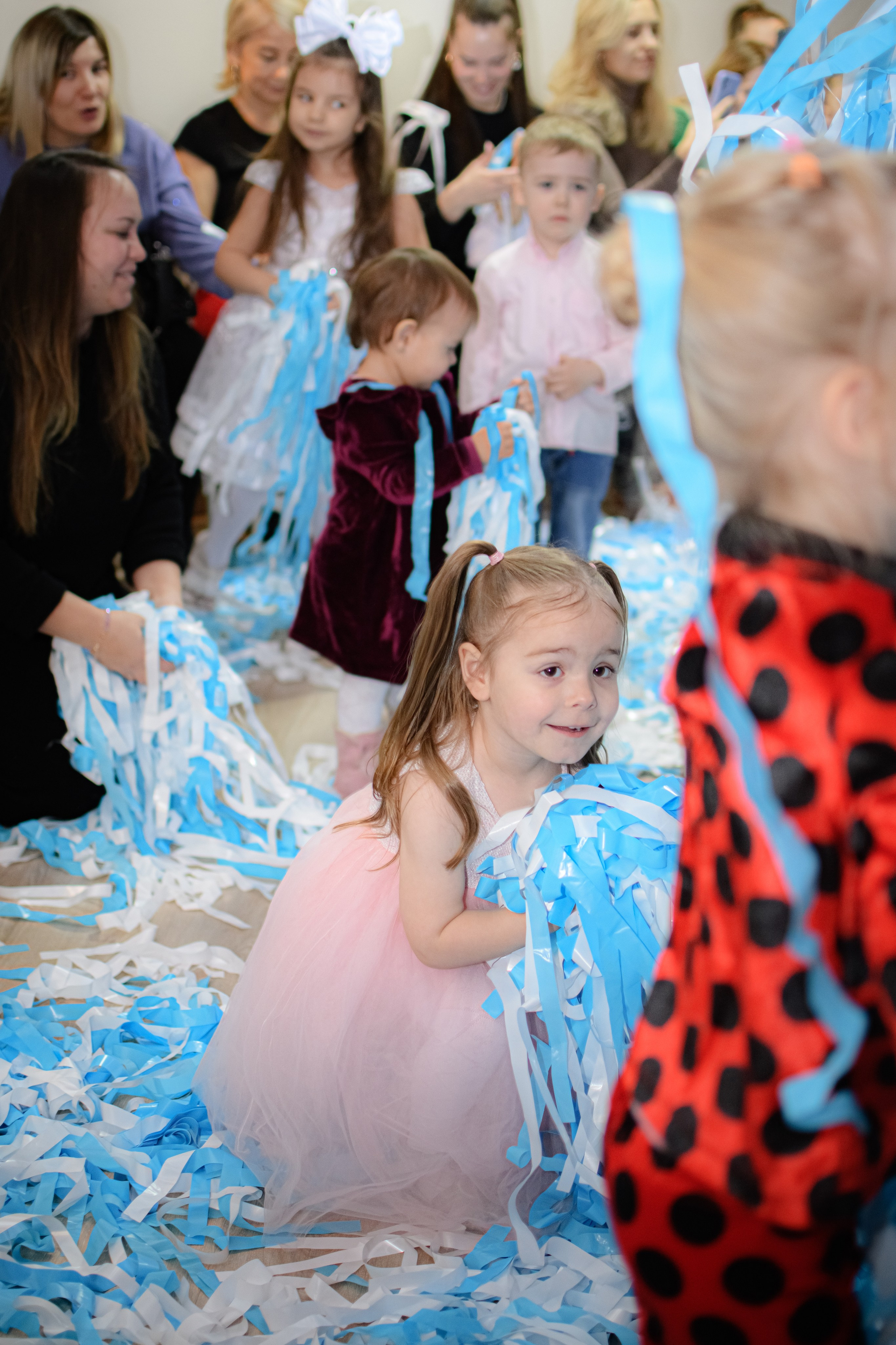 HAPPY NEW YEAR. Photokarish