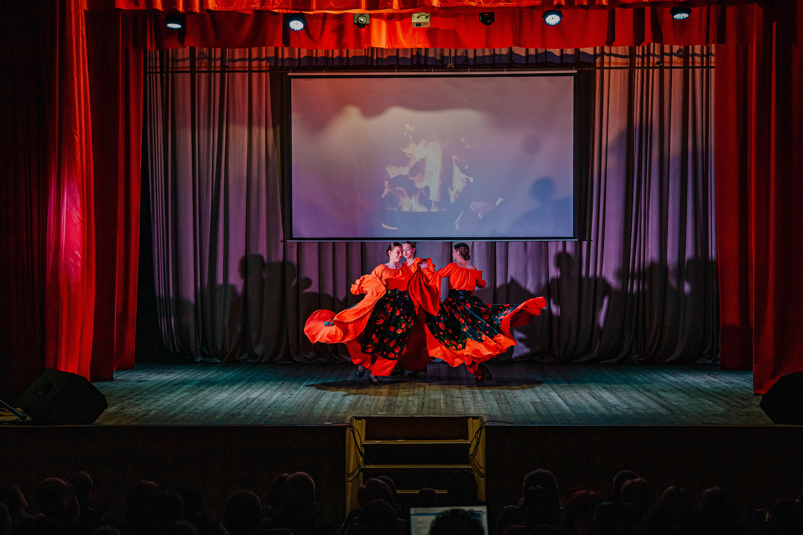 Отчетный концерт хореографического коллектива Пульс!. Фотограф Дарья Маташкова