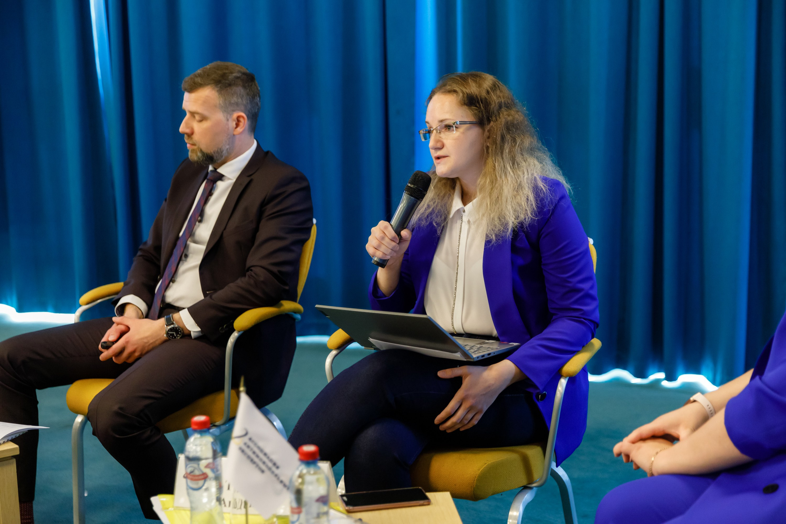 Конференция. COSMOS. Свадебный фотограф в Ярославле Анастасия Архипова