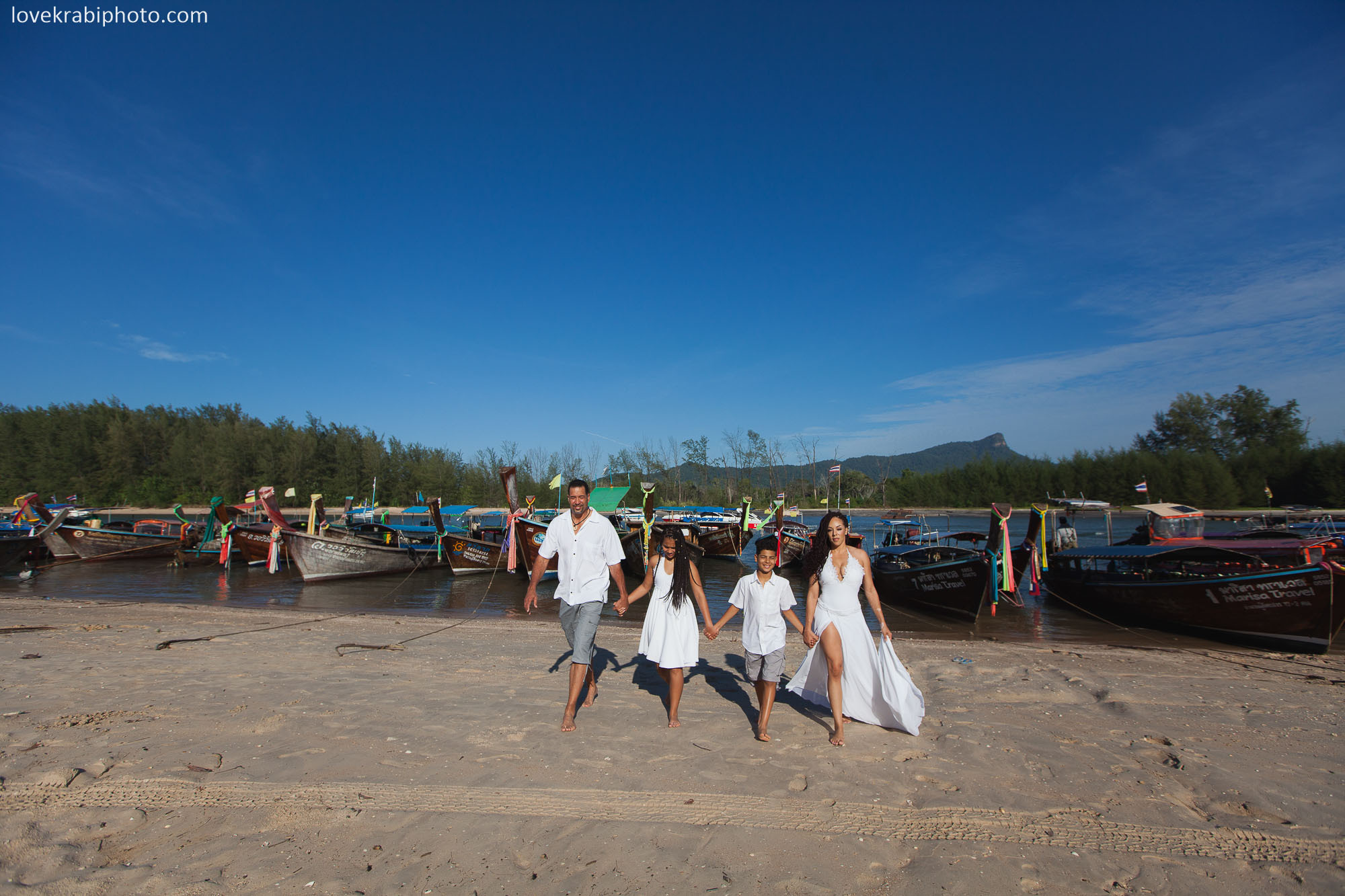 Wedding Vows Set Up in Krabi and Koh Lanta. Photography & Events Thailand Krabi