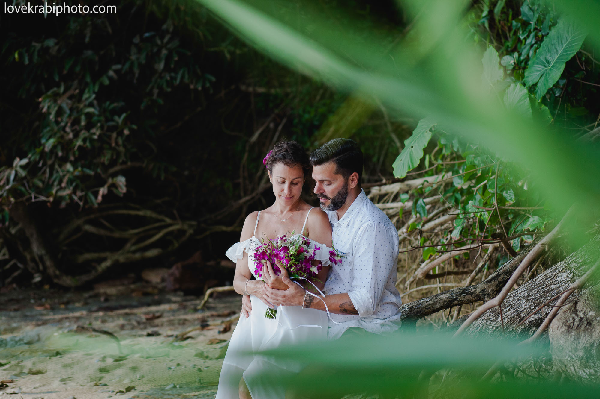 Wedding Vows Set Up in Krabi and Koh Lanta. Photography & Events Thailand Krabi