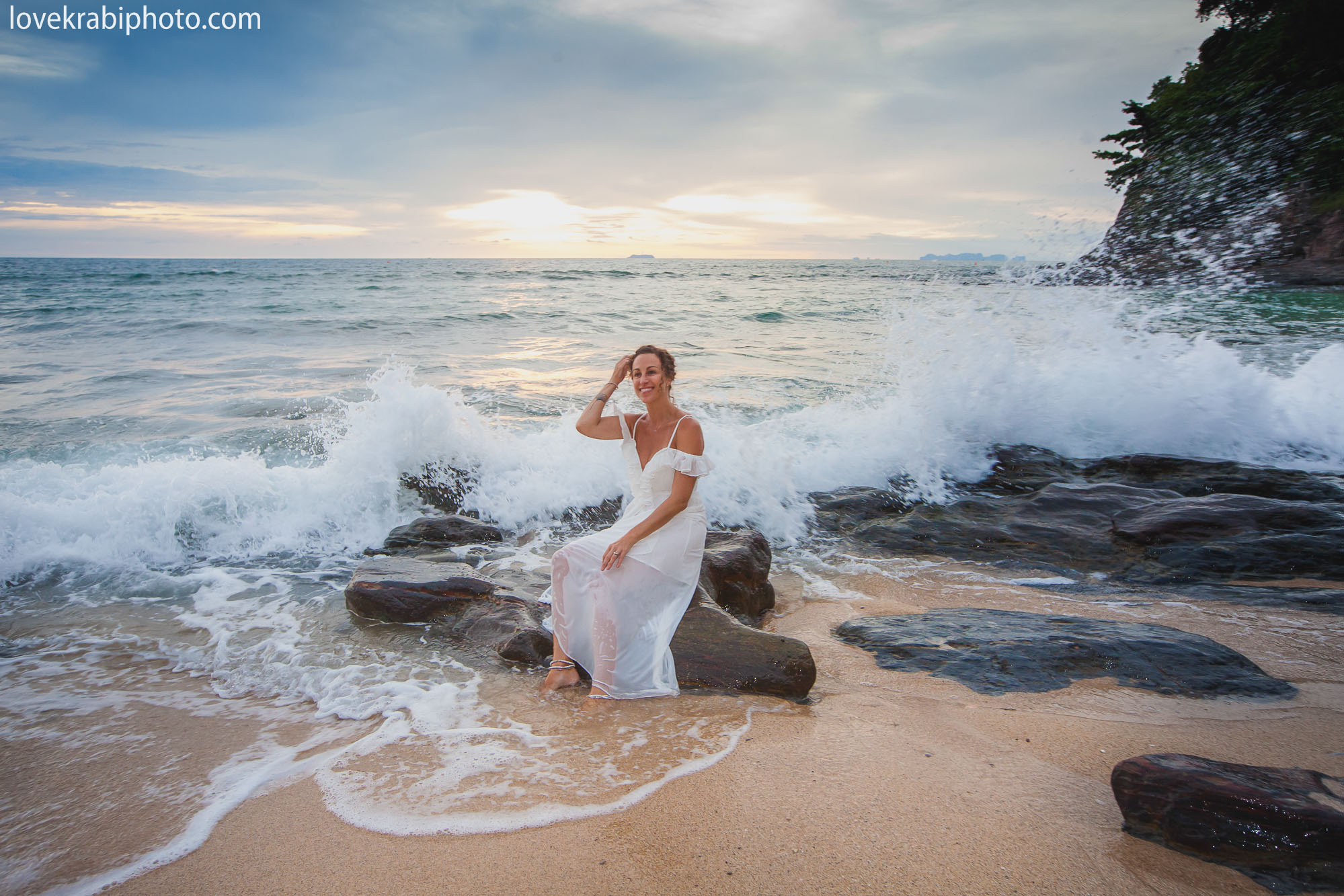 Wedding Vows Set Up in Krabi and Koh Lanta. Photography & Events Thailand Krabi