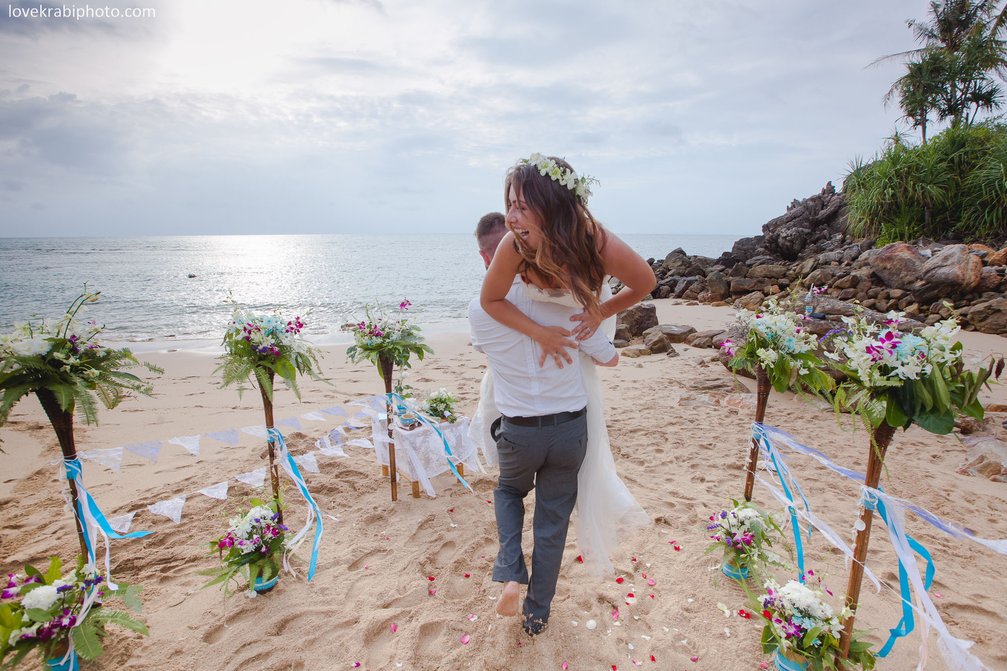 Wedding Vows Set Up in Krabi and Koh Lanta. Photography & Events Thailand Krabi