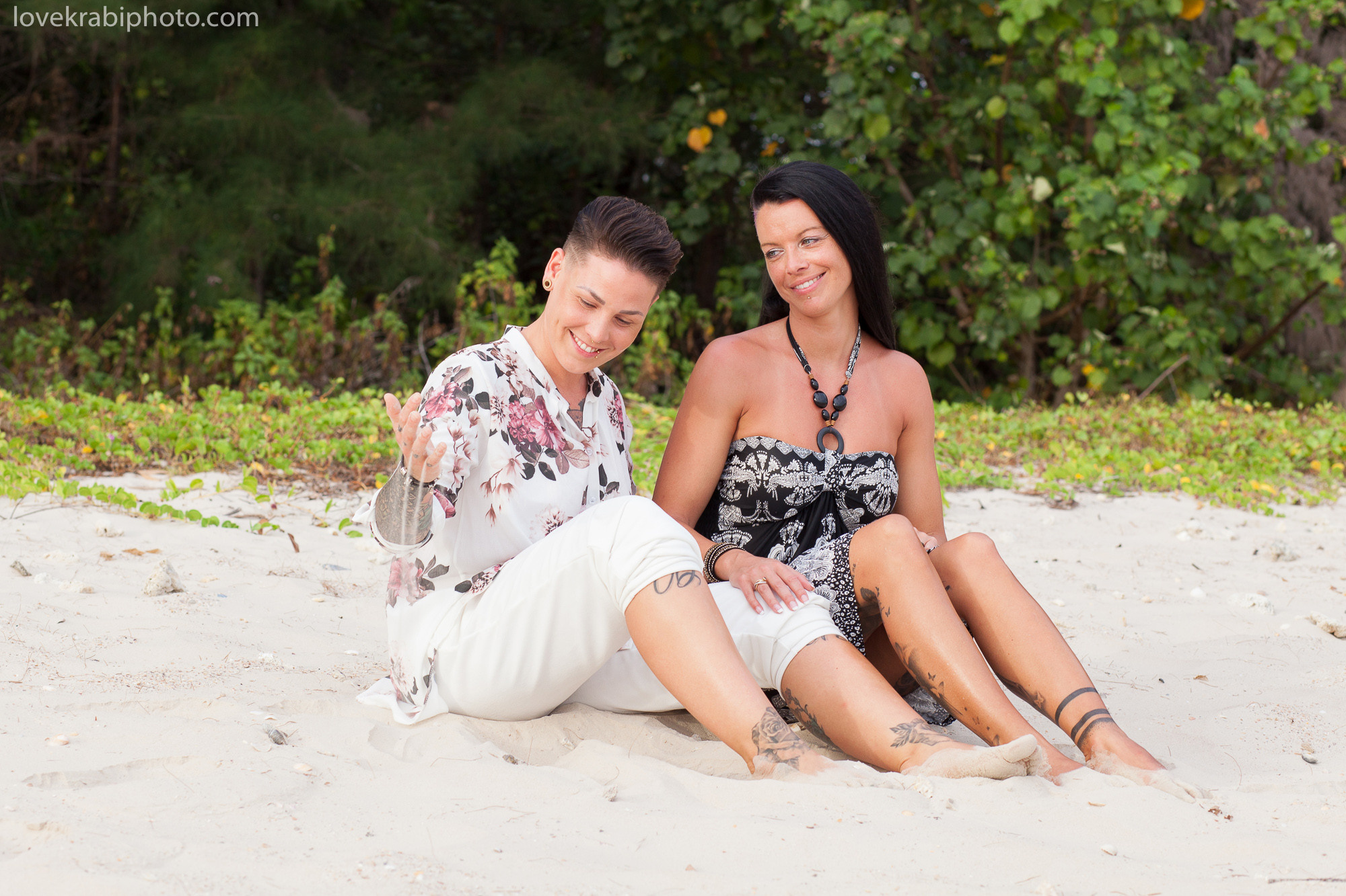 krabi proposal photography, thailand photographer, holiday in thailand, krabi beach, lgbt proposal thailand, lgbt pride krabi, she said yes, krabi ao nang beach, koh lanta photographer