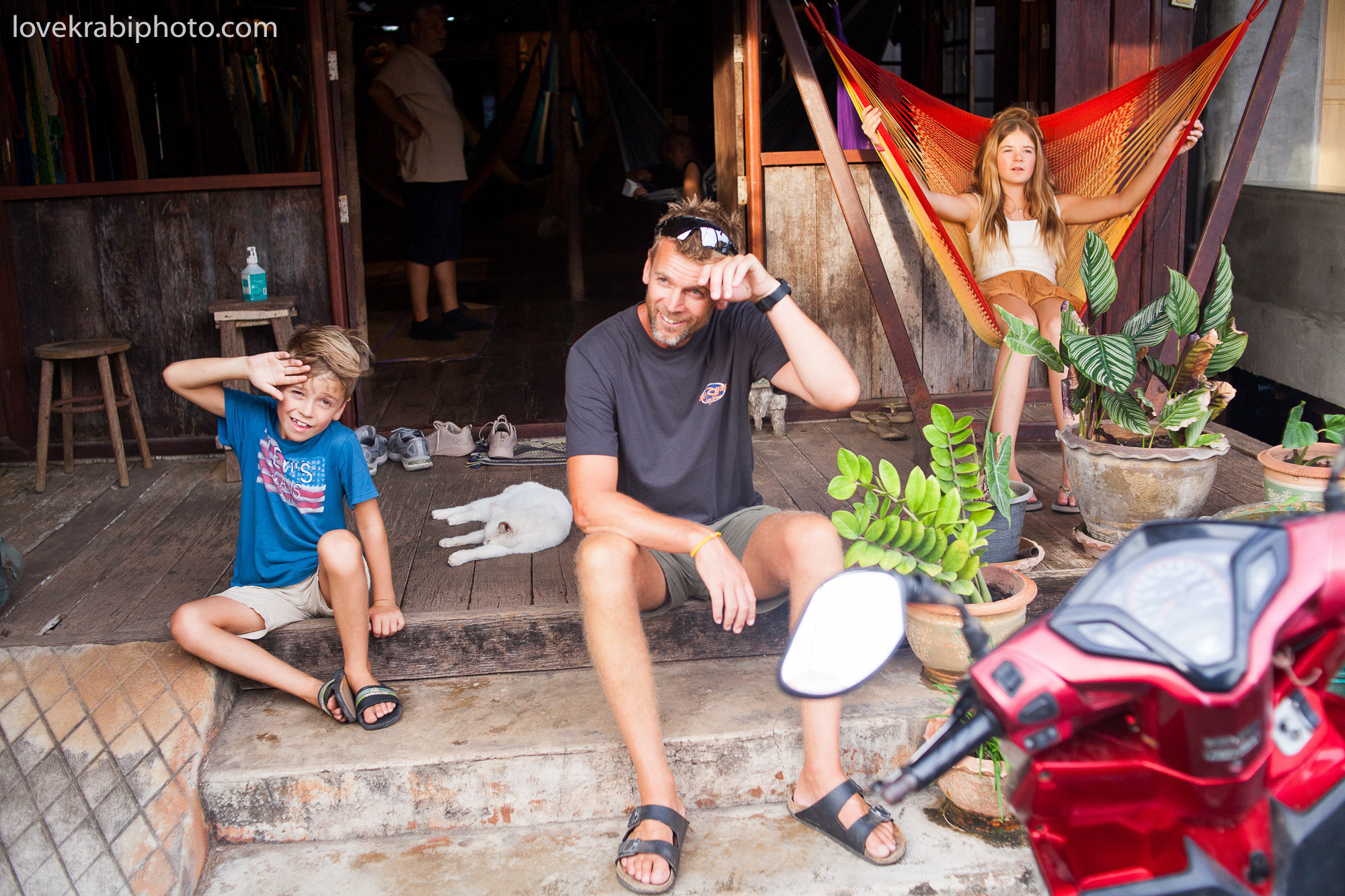 Thailand family photography, Koh Lanta photographer, kohlanta photosession, koh lanta old town, kohlanta island tour, kohlanta family resort, kohlanta beautiful beach