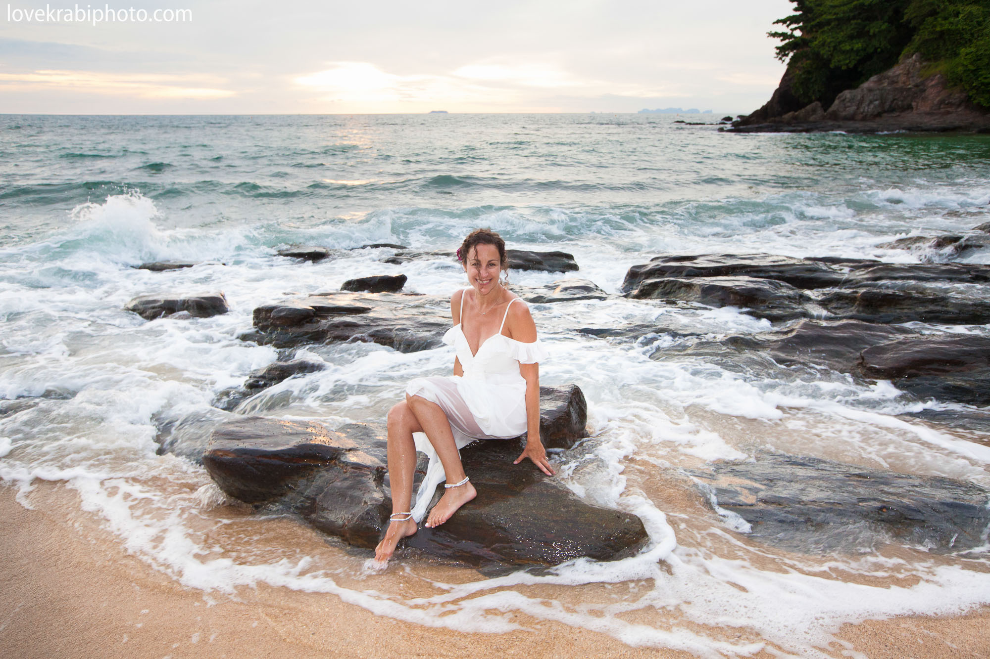 Wedding Vows Set Up in Krabi and Koh Lanta. Photography & Events Thailand Krabi