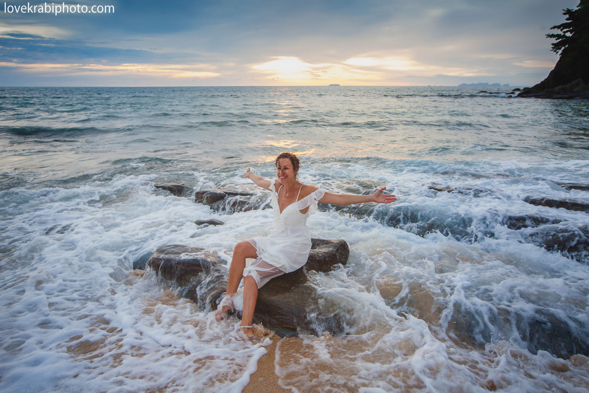 Wedding Vows Set Up in Krabi and Koh Lanta. Photography & Events Thailand Krabi