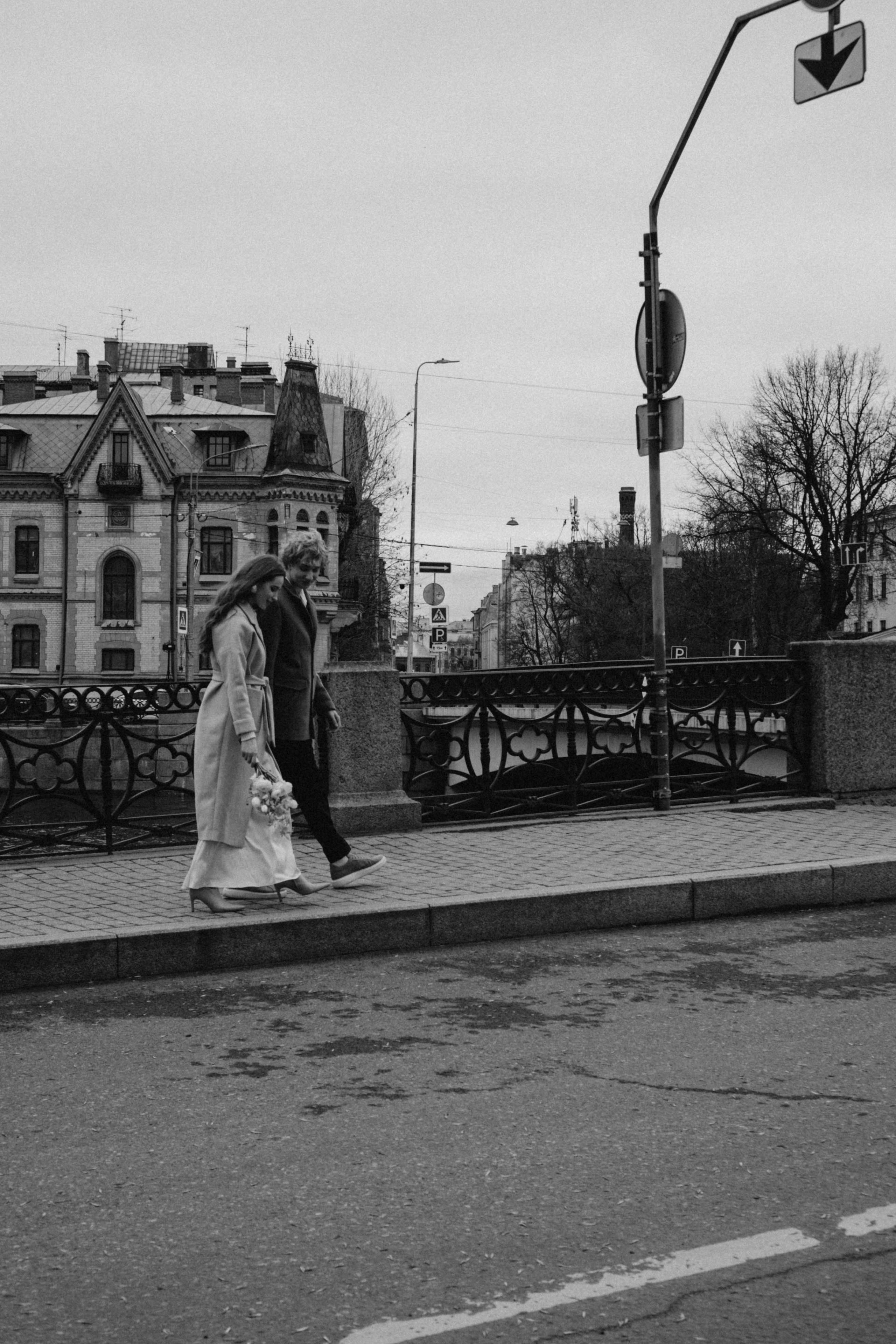 СВАДЕБНАЯ СЬЕМКА В ОТЕЛЕ. СБОРЫ ЖЕНИХА И НЕВЕСТЫ И ТАКЖЕ ТОР И ПОДГОТОВКА К ПРОГУЛКЕ И ПРОГУЛКА ПО ПЕТРОГРАДКЕ. Профессиональный фотограф, Санкт-Петербург — Виктория Богомолова