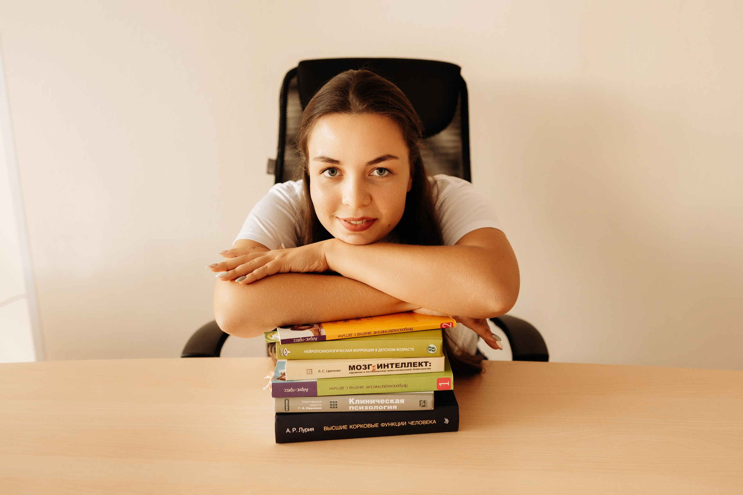 Контентная фотосъемка для сотрудников центра нейропсихологии и детского развития. Семейный фотограф в Рязани и Рязанской области