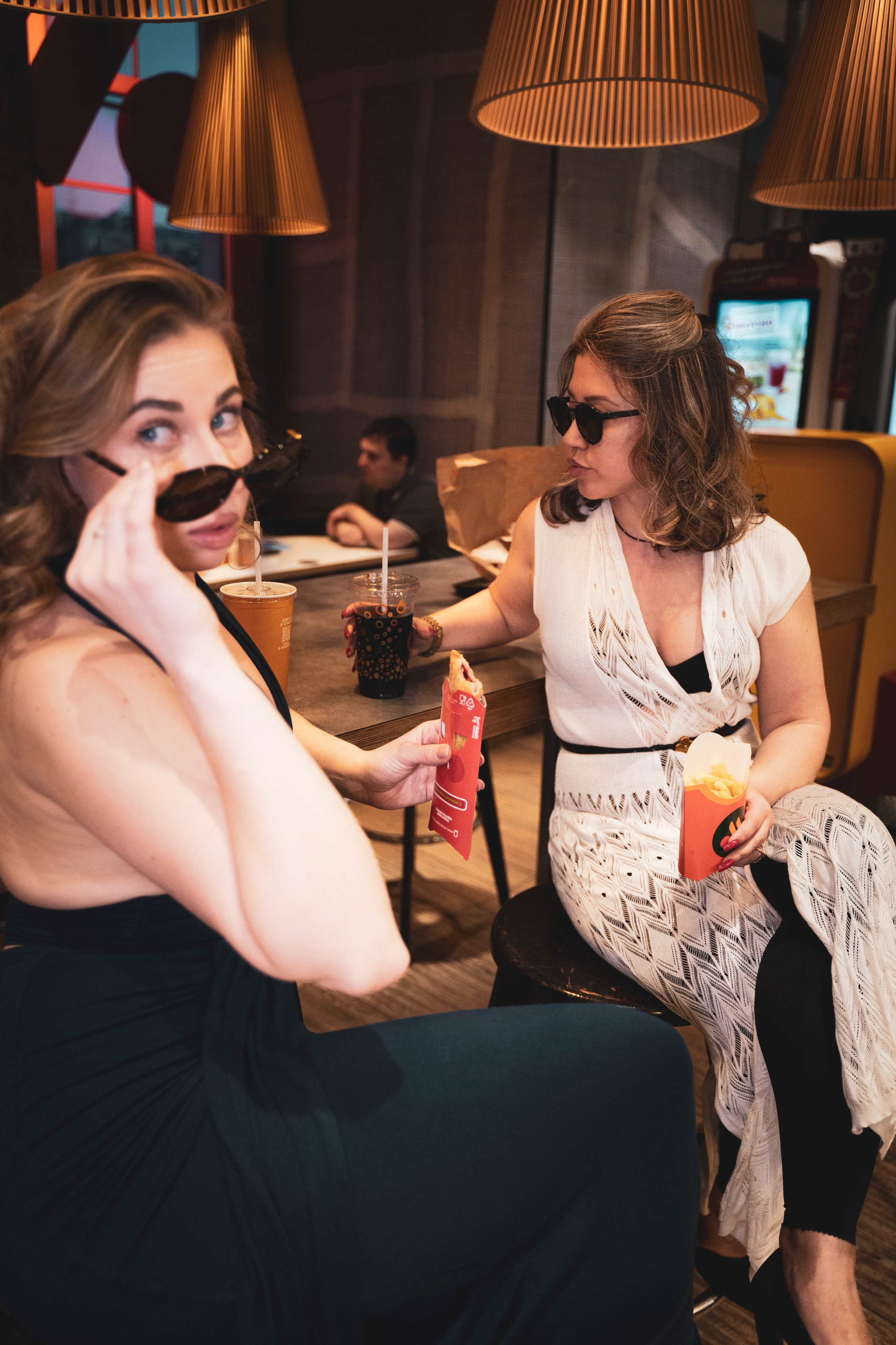 Макдональс ПОВ. Видео и Фото