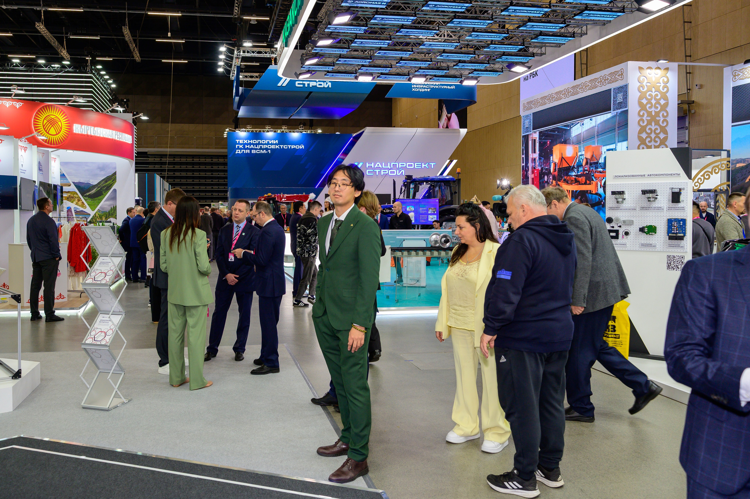 BigindustrialweekBelarus. Фотоуслуги, услуги фотографа, фотографирование важных событий