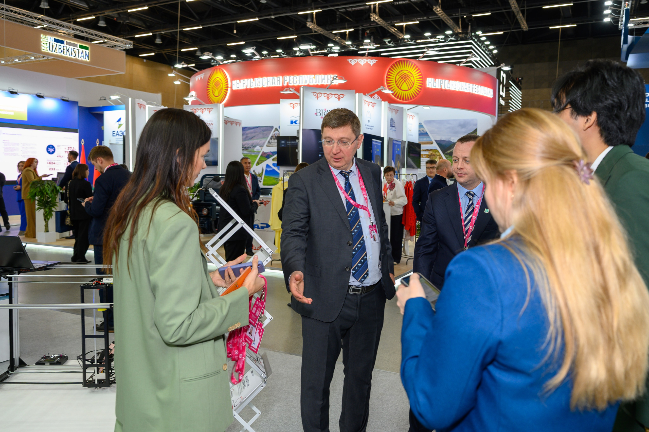 BigindustrialweekBelarus. Фотоуслуги, услуги фотографа, фотографирование важных событий