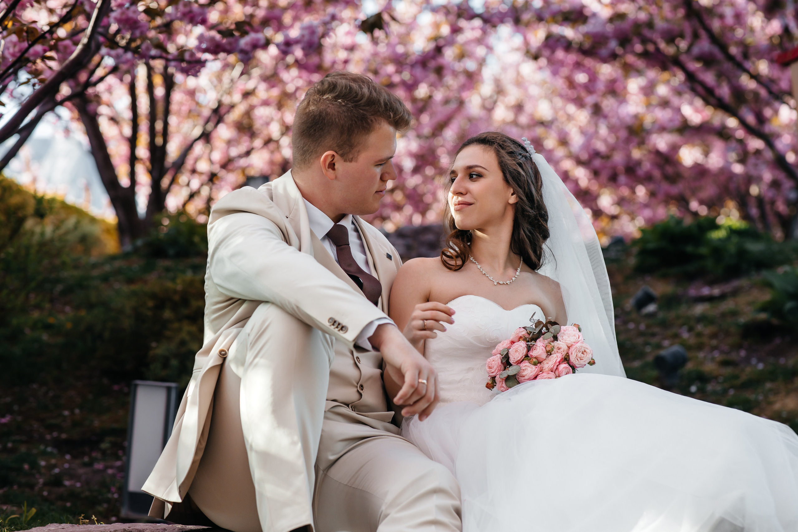 Сакура в Японском саду. Анонс свадьбы для Никиты и Марины. Свадебный фотограф в Крыму и Севастополе Ольга Баскакова