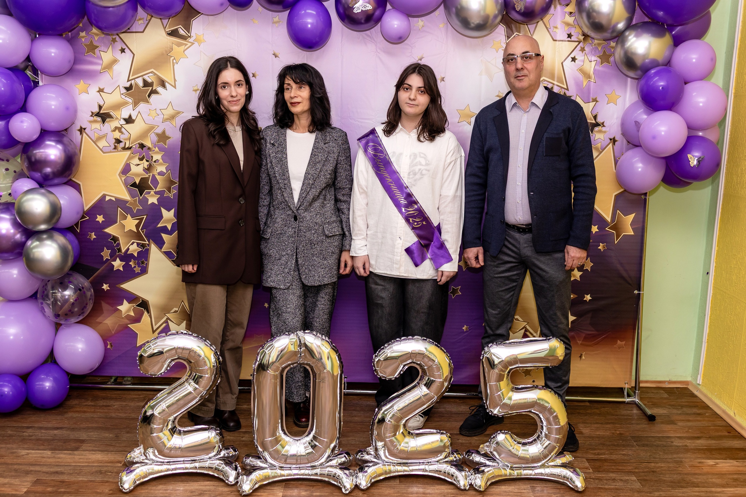 ФОТО Выпускной в школе (1). Фото и видео Москва. Свадебный фотограф, видеограф, фотосессии, видеосъемка