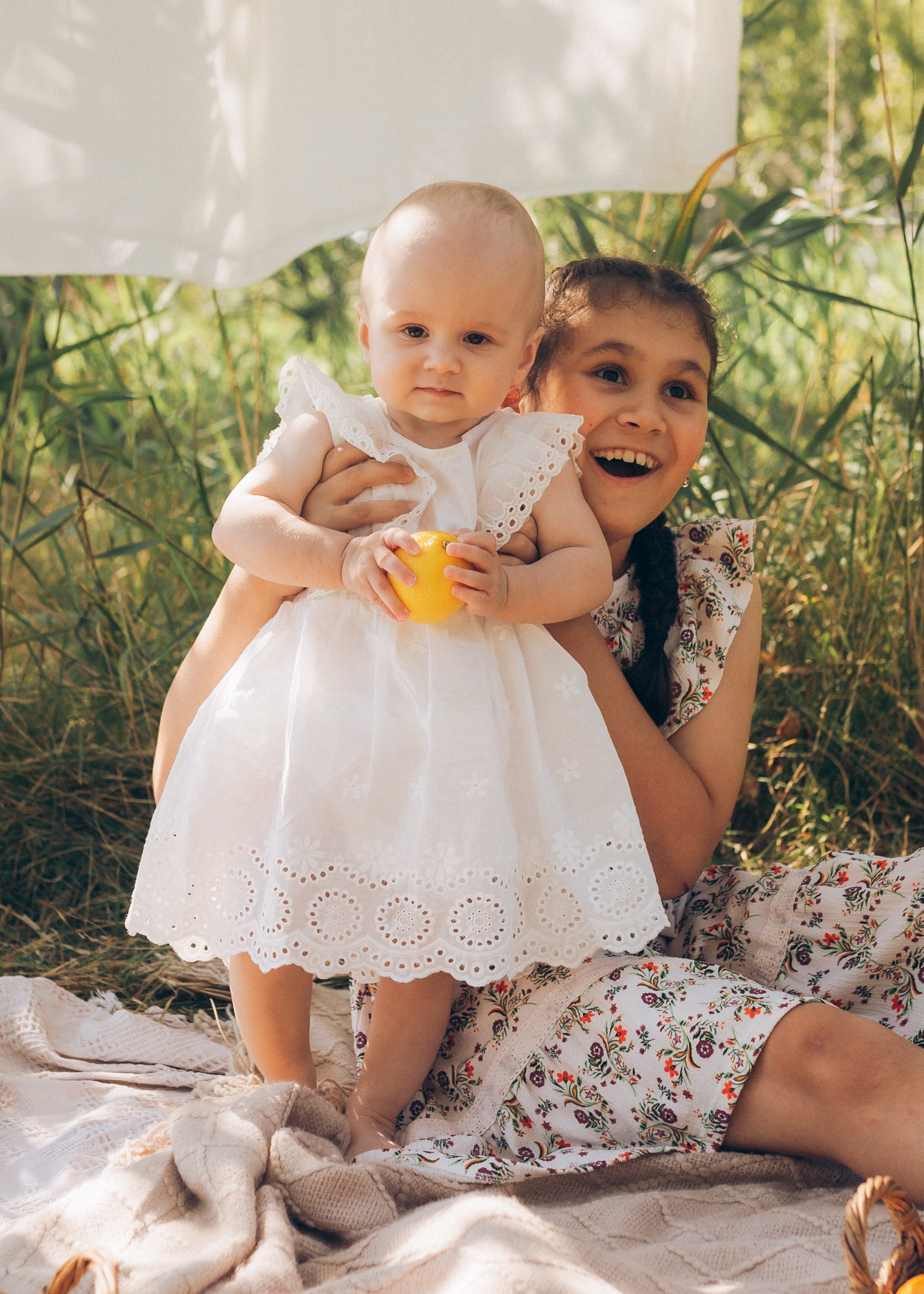Девочки в березовой роще. Фотограф в Приморско-Ахтарске Марьяна Чопко