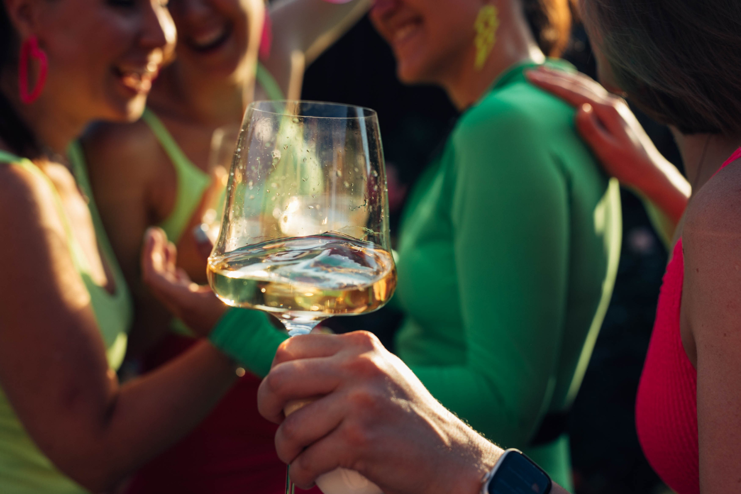 Анонс: GIRLS GIRLS GIRLS. Фотограф Наташа Румянцева