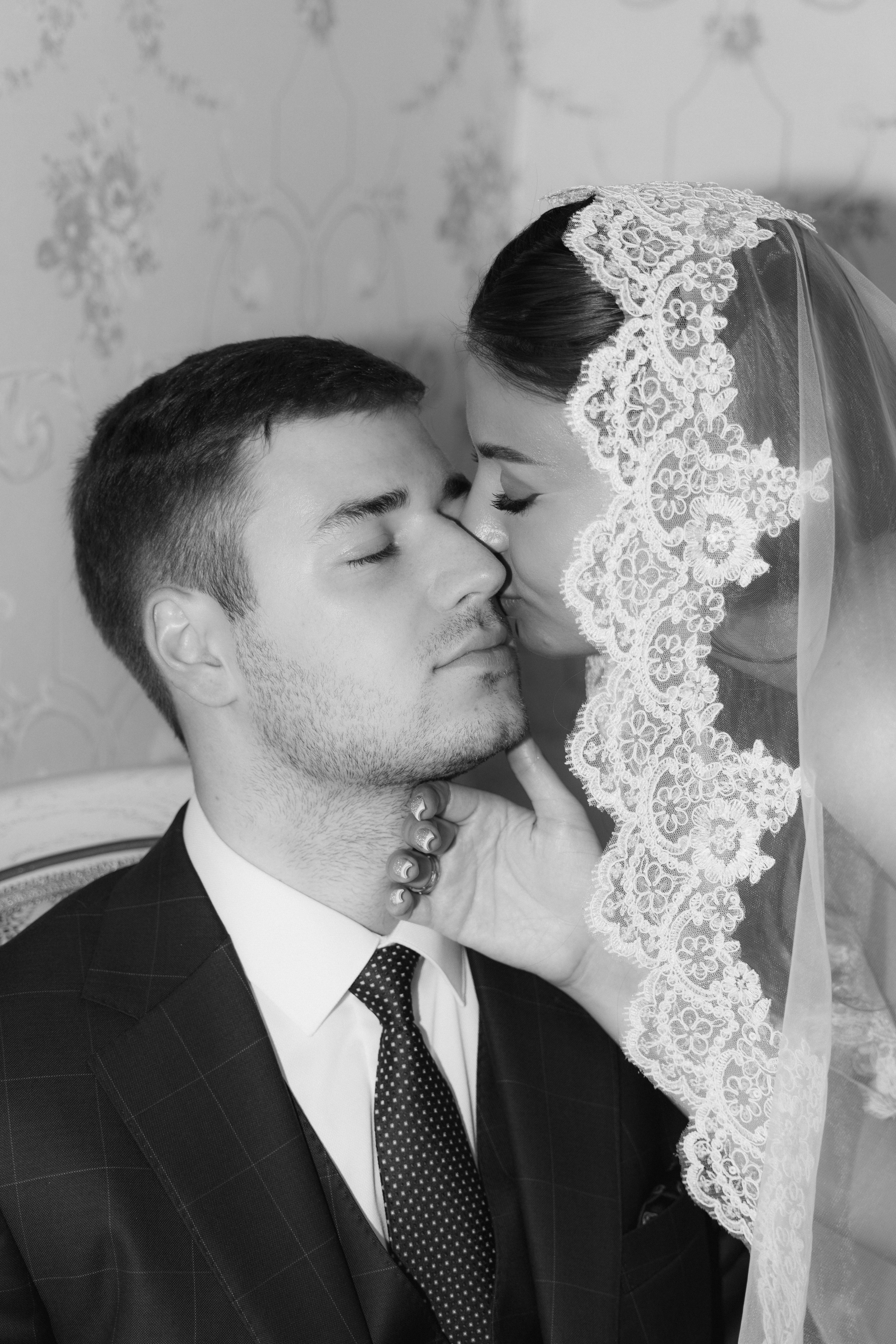 СМ. ФОТОГРАФ АЛИНА САНДАКРЫШИНА