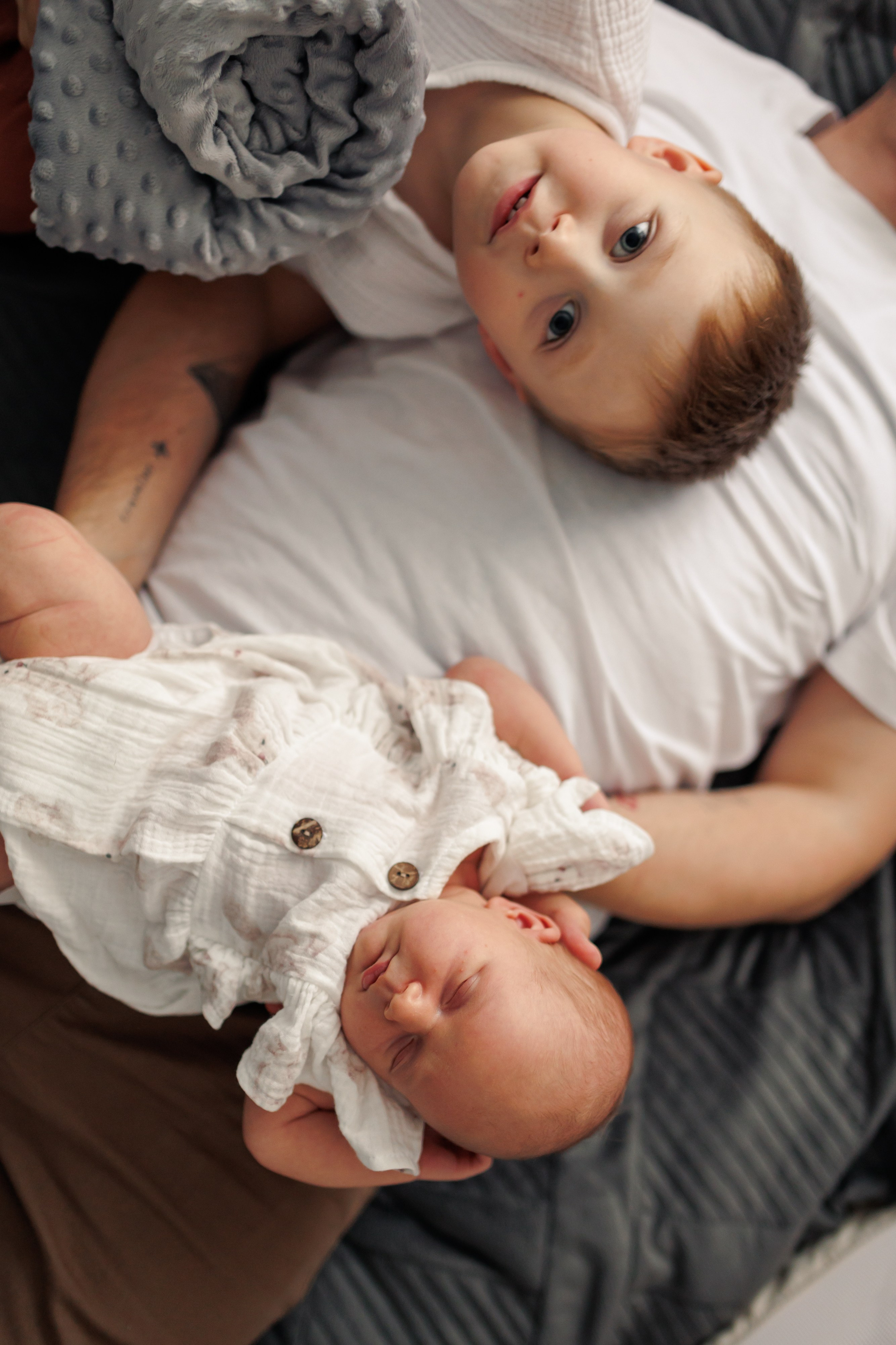 Семейная фотосессия для новорожденного. Фотограф Валерия Горбунова Подольск Бутово Видное Щербинка