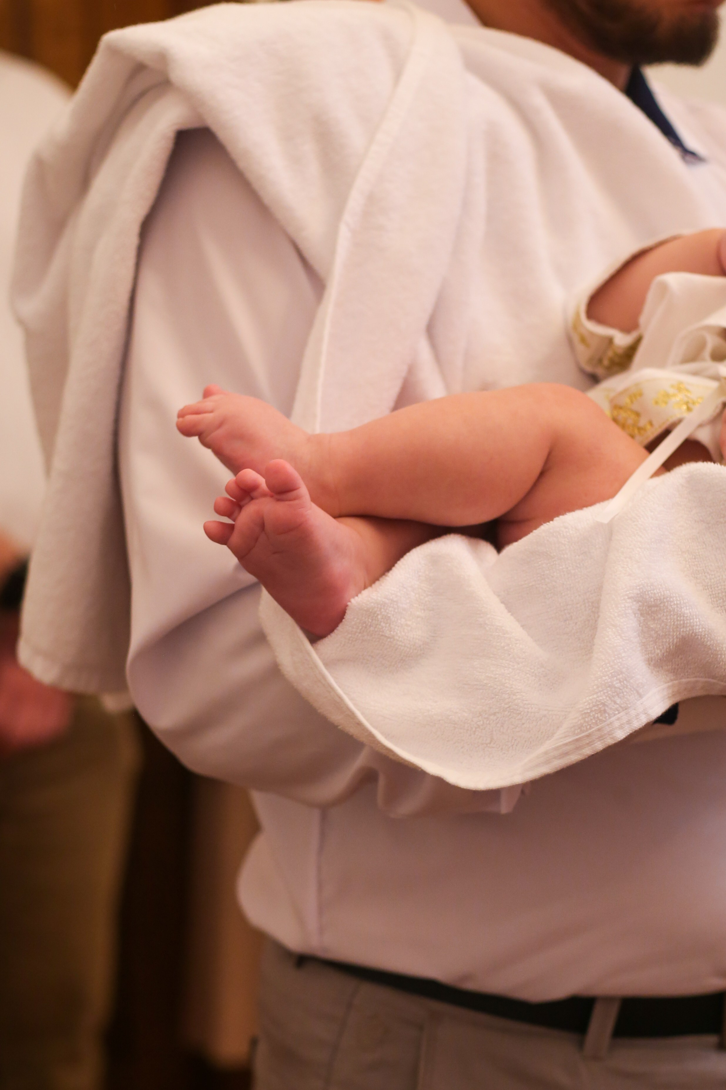 Крещение в Храме Святой Троицы Сходня. Фотограф Анастасия Залевская