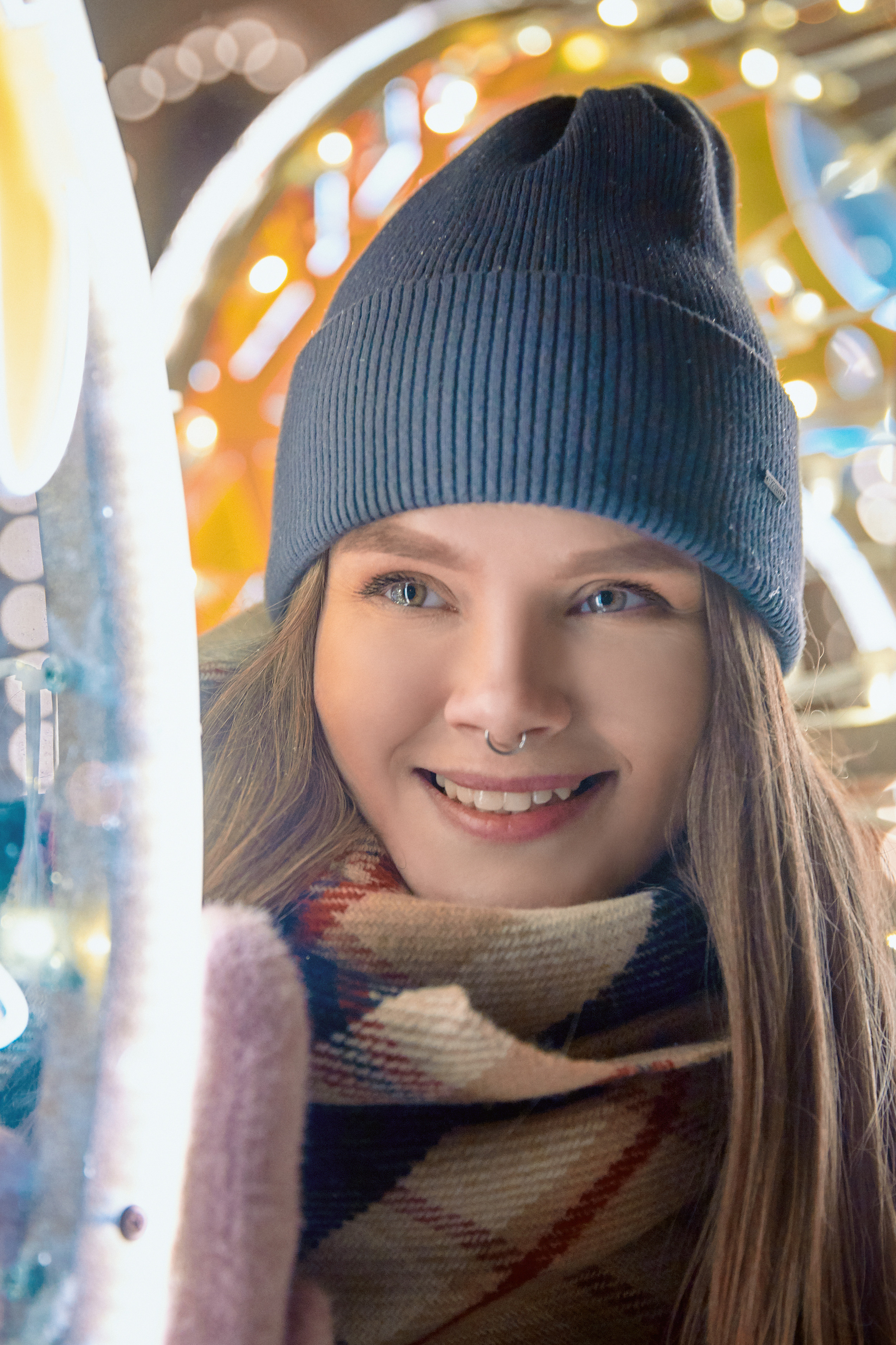 Зимняя фотопрогулка на вокзале в Петергофе вечером. Рекламный фотограф Санкт-Петербург Катерина Мишкель