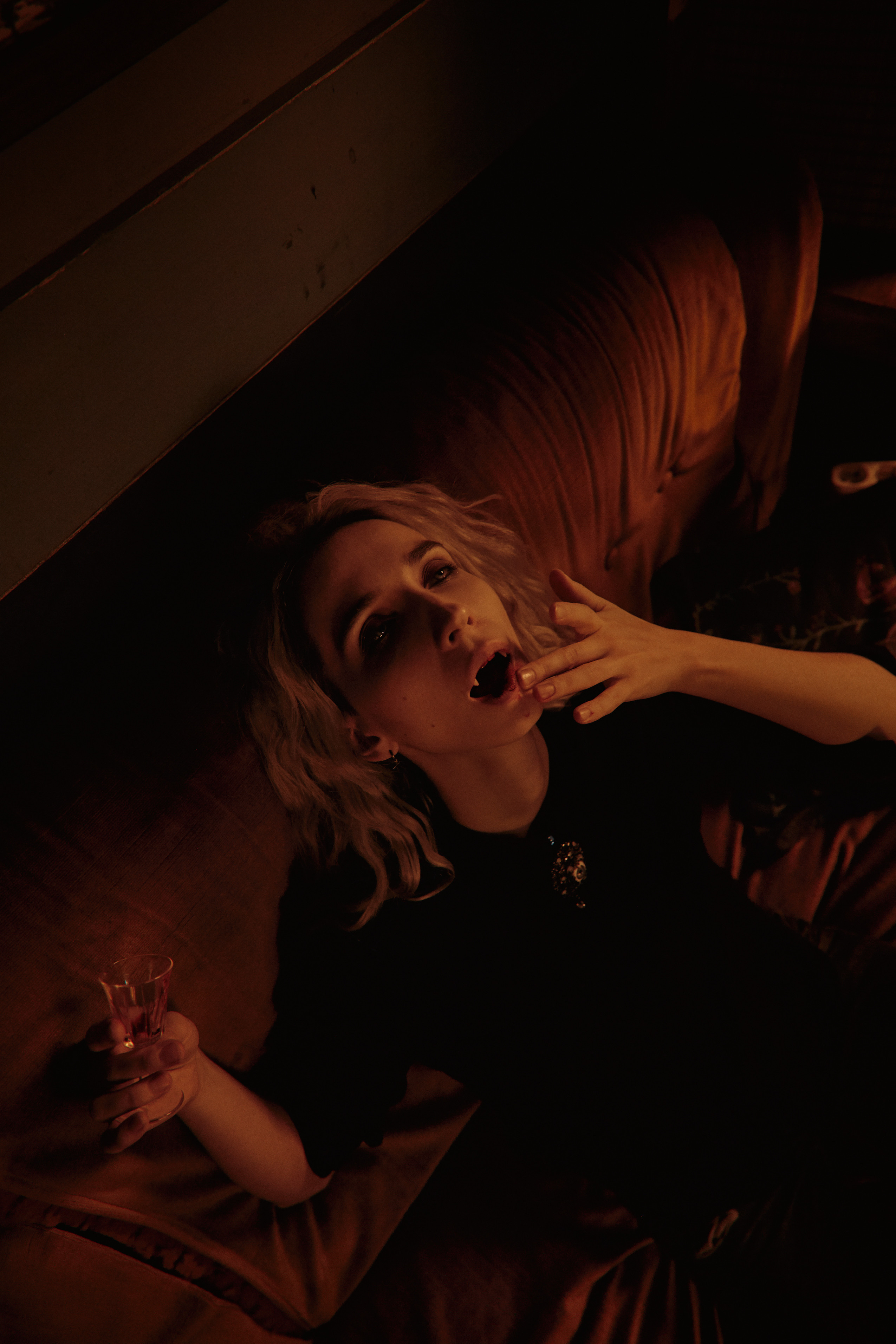 Арт фотосессия вампиров Only lovers left alive. Рекламный фотограф Санкт-Петербург Катерина Мишкель