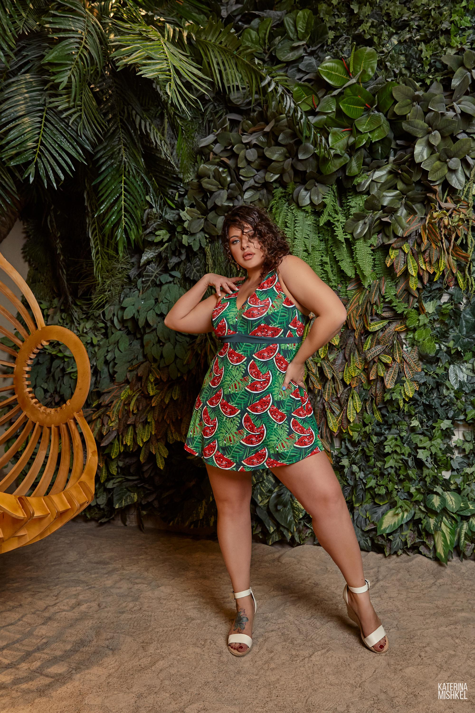 Рекламная съемка для бренда плюссайз одежды Eva Graffova. Рекламный фотограф Санкт-Петербург Катерина Мишкель