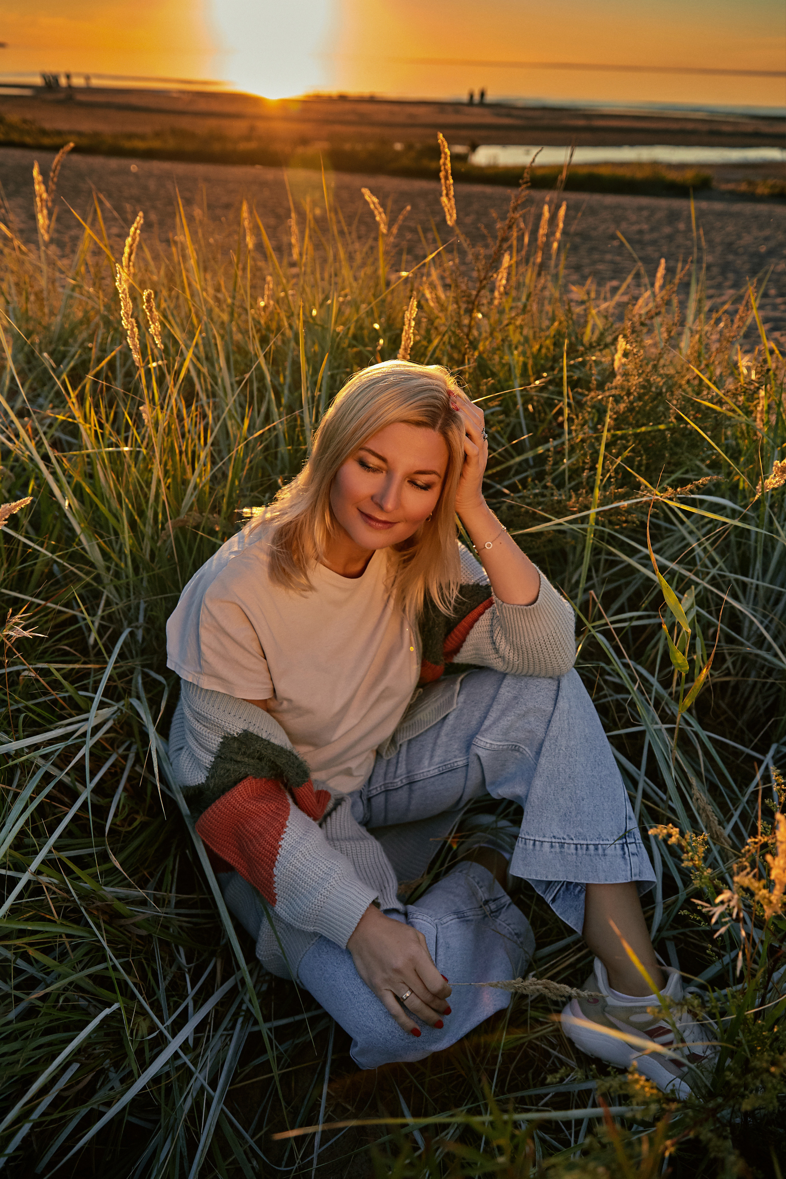 Женский портрет на Финском заливе. Рекламный фотограф Санкт-Петербург Катерина Мишкель