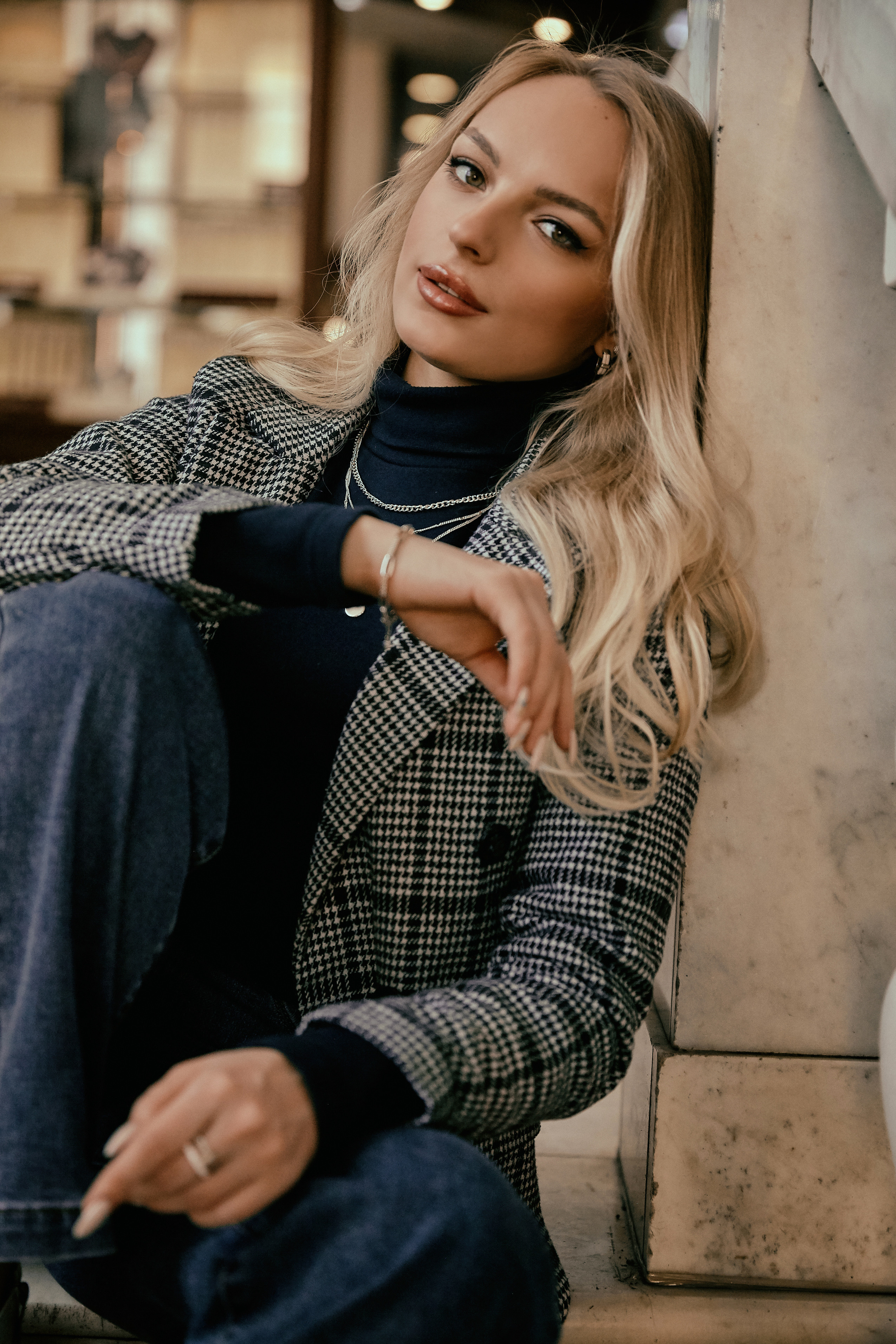 Стрит-фэшн съемка на улицах Кемерово. Рекламный фотограф Санкт-Петербург Катерина Мишкель