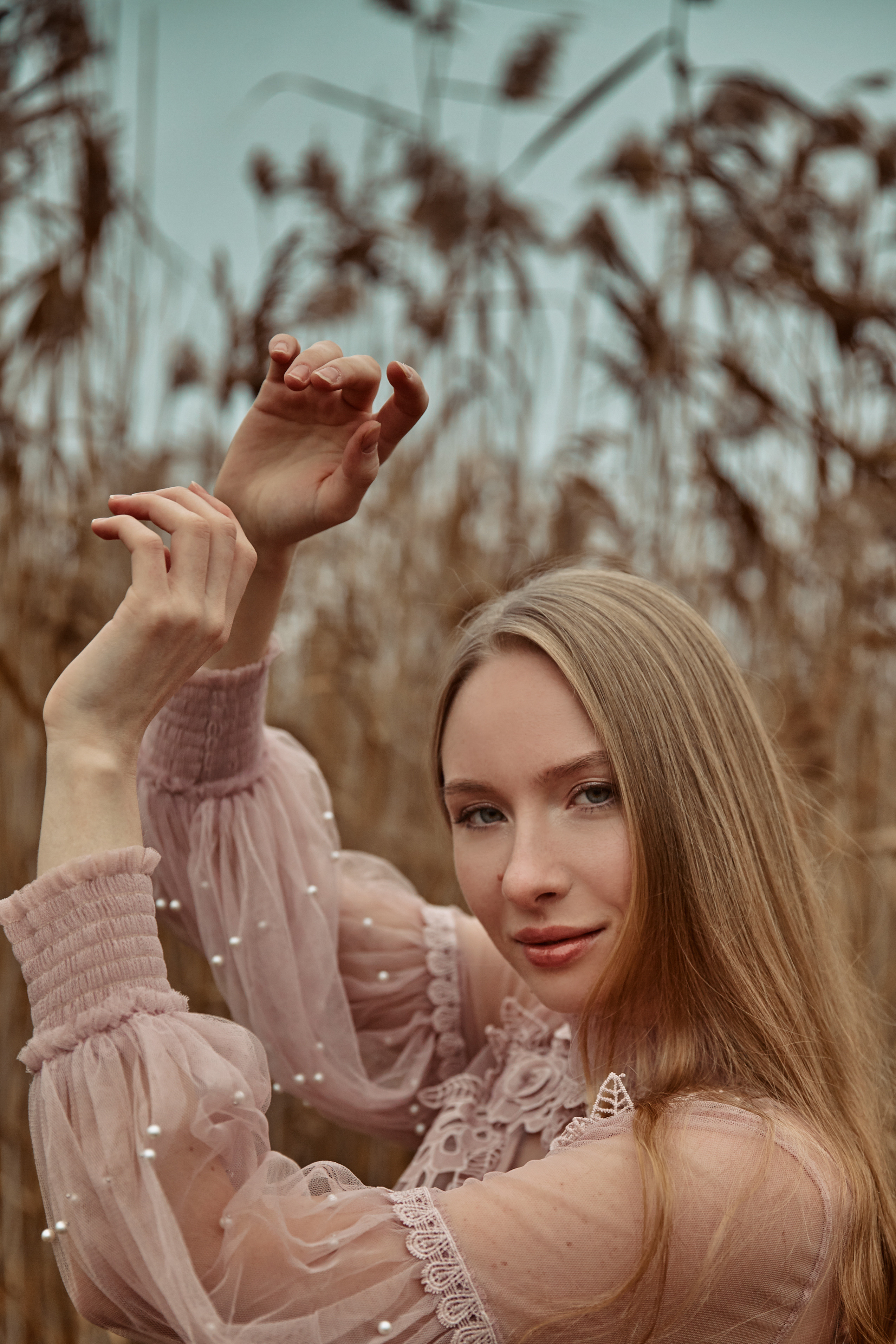 Выездная фотосессия романтичных девушек. Рекламный фотограф Санкт-Петербург Катерина Мишкель