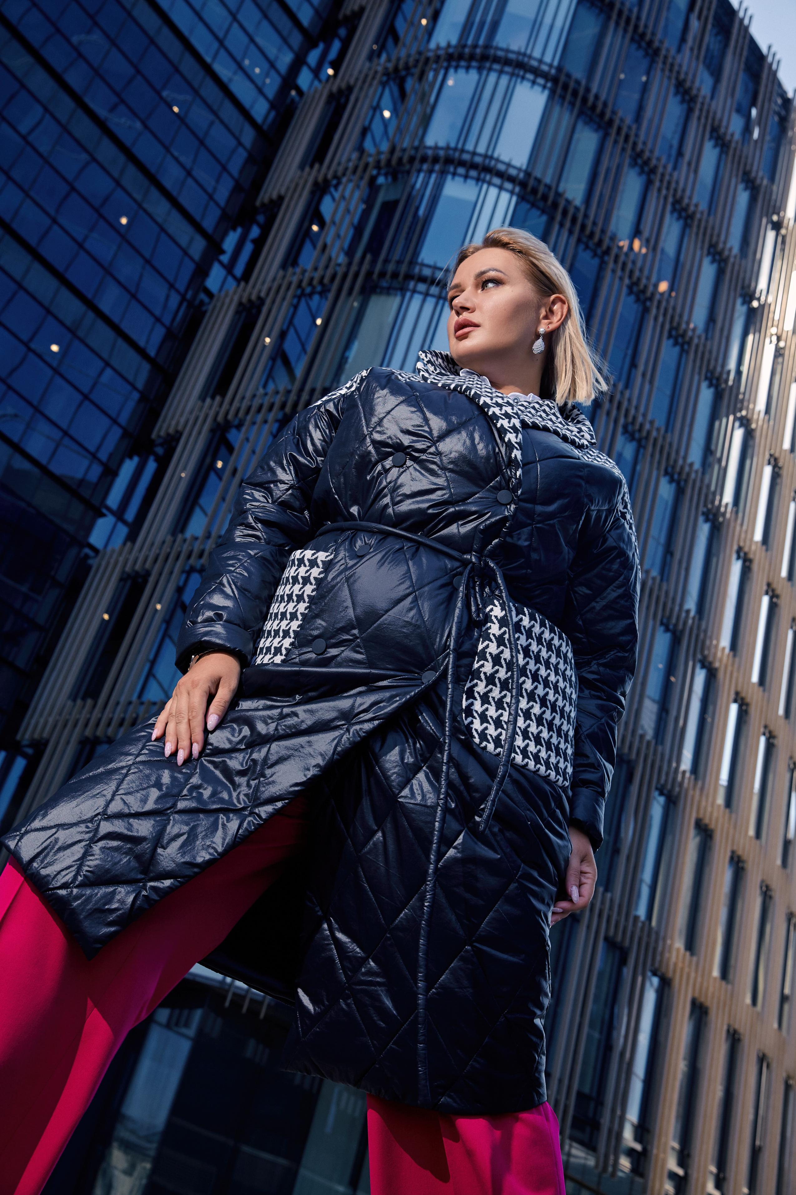 Рекламная съемка для бренда плюс сайз одежды Eva Graffova. Рекламный фотограф Санкт-Петербург Катерина Мишкель