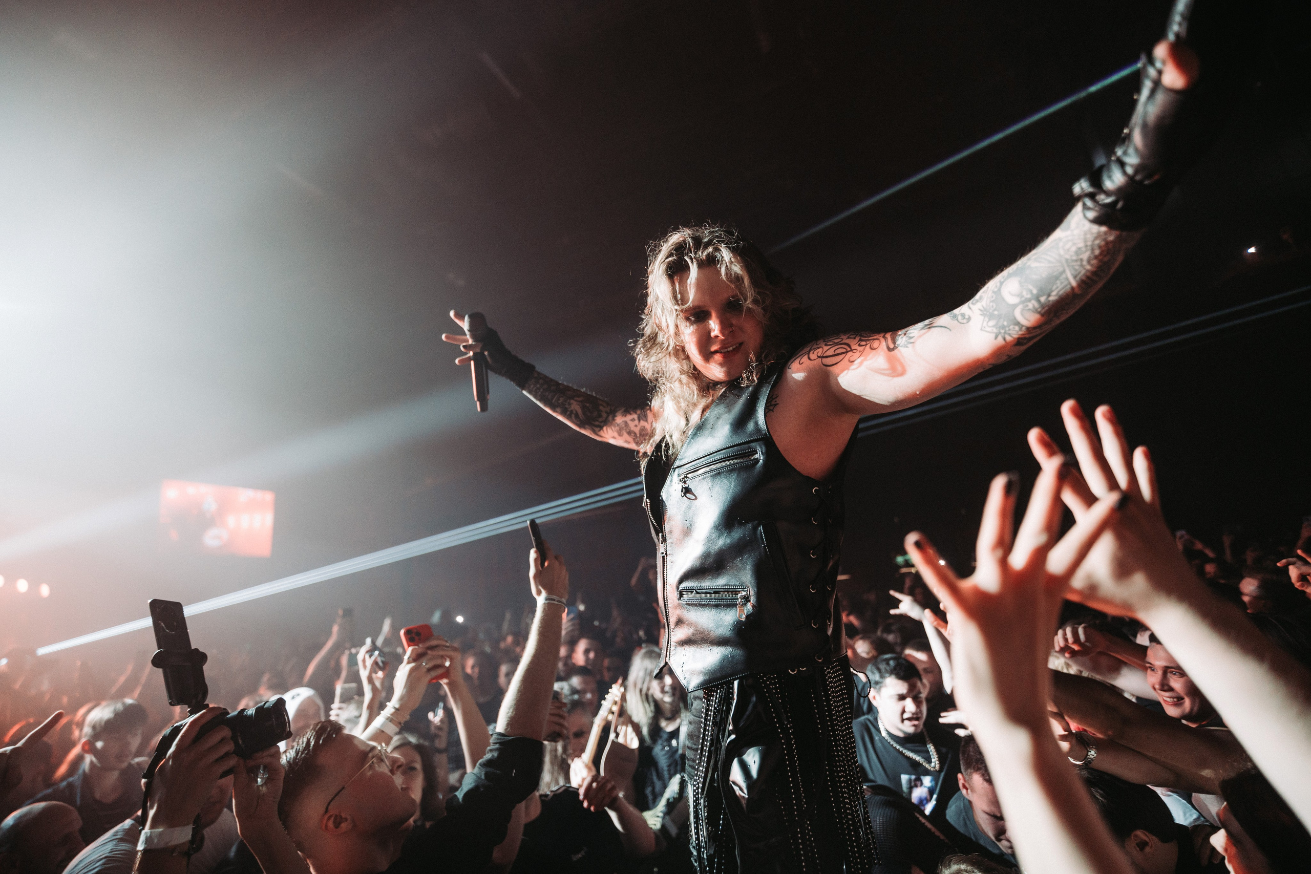 NEVERLOVE. Игорь Богатов — фотограф