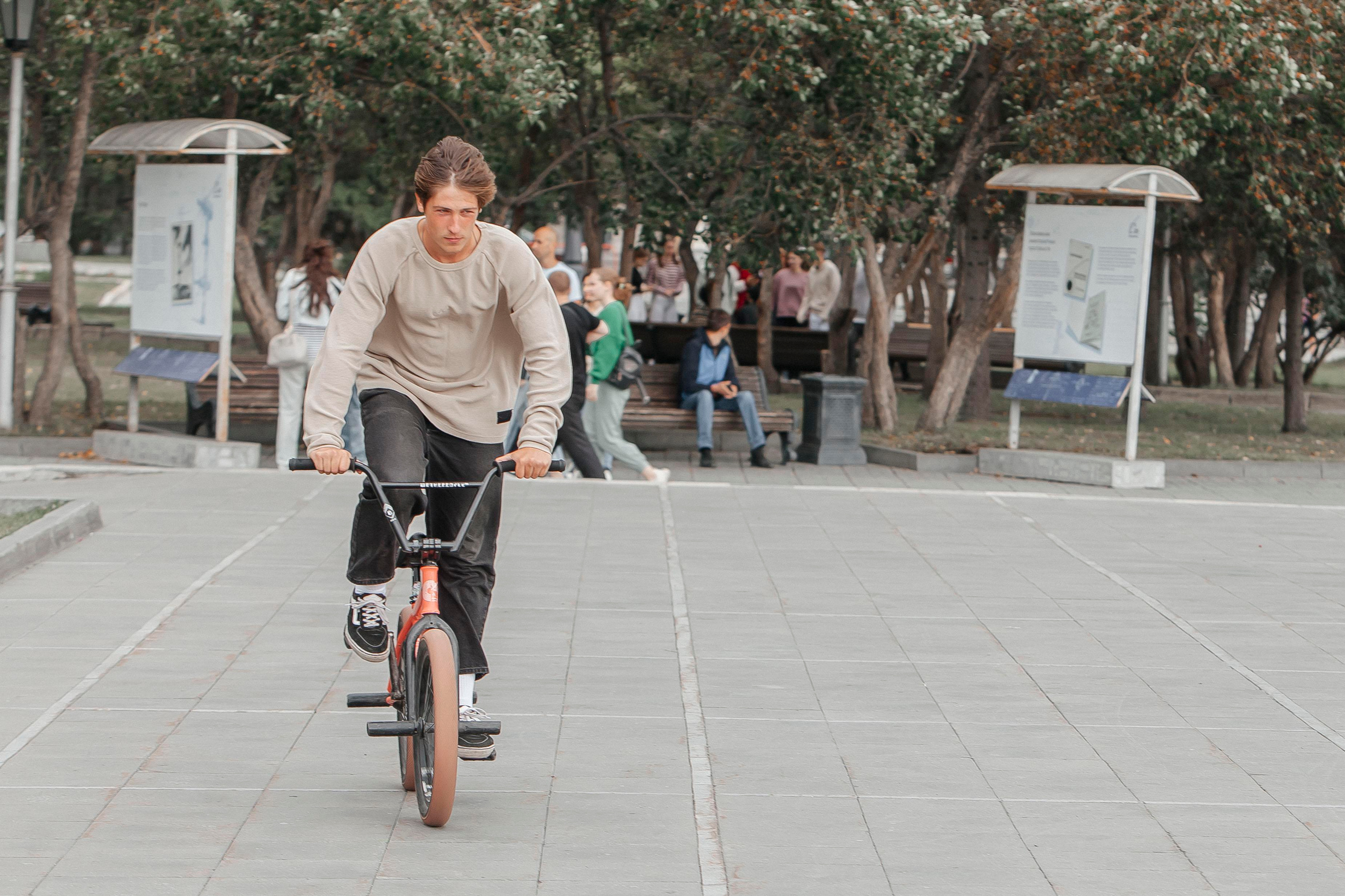 Кадры города. Такой Новосибирск. Репортажный фотограф в Новосибирске