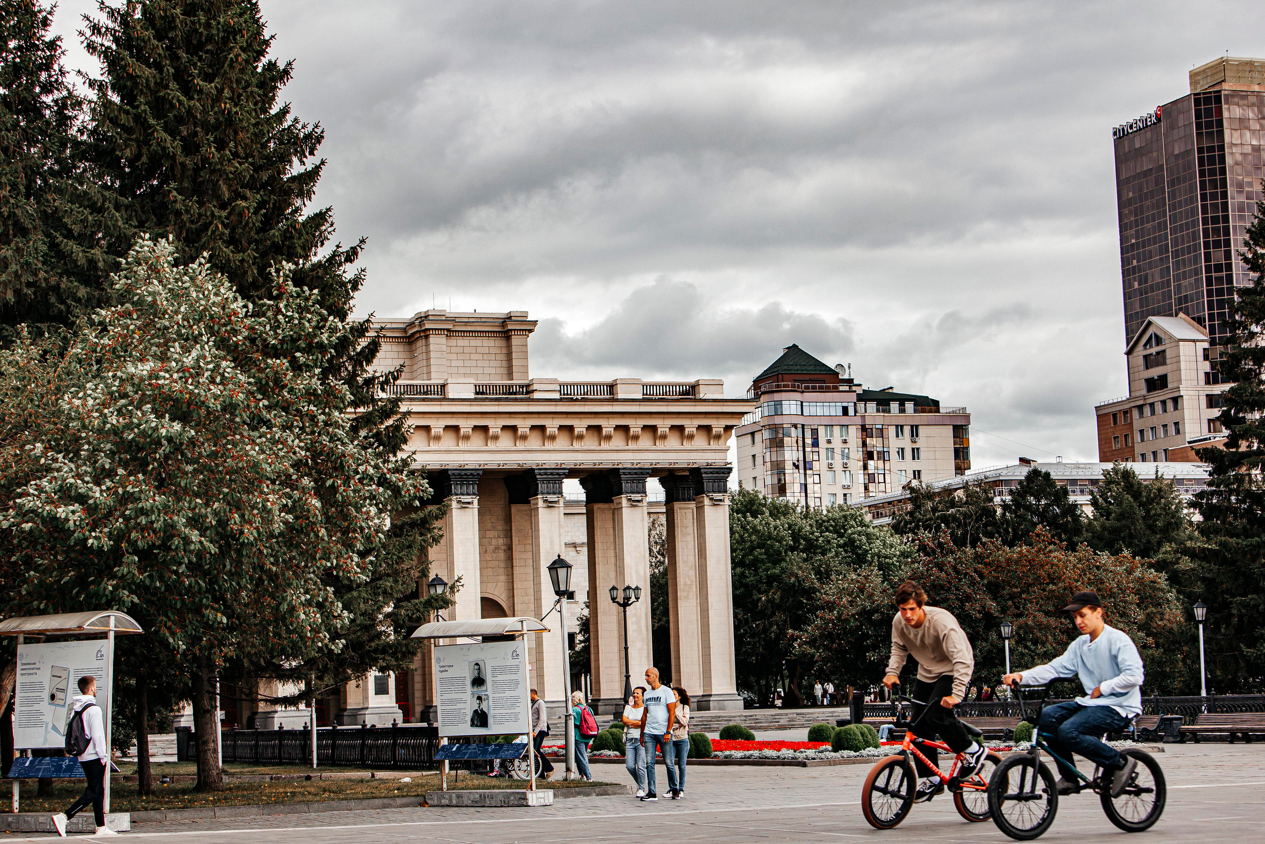 Кадры города. Такой Новосибирск. Репортажный фотограф в Новосибирске