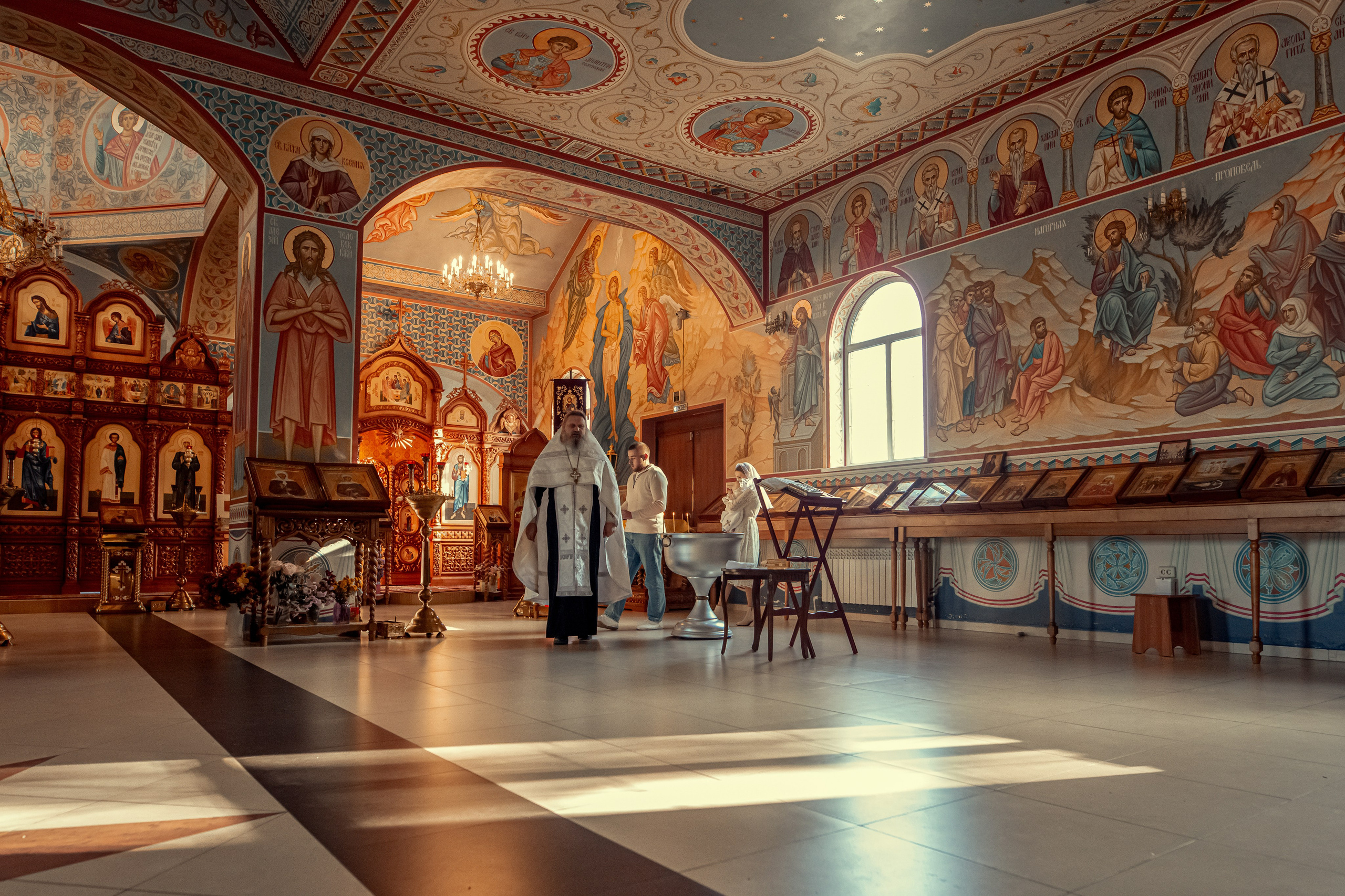 Таинство Крещения Ивана. Фотограф Таинств Крещения и Венчания в г. Курске