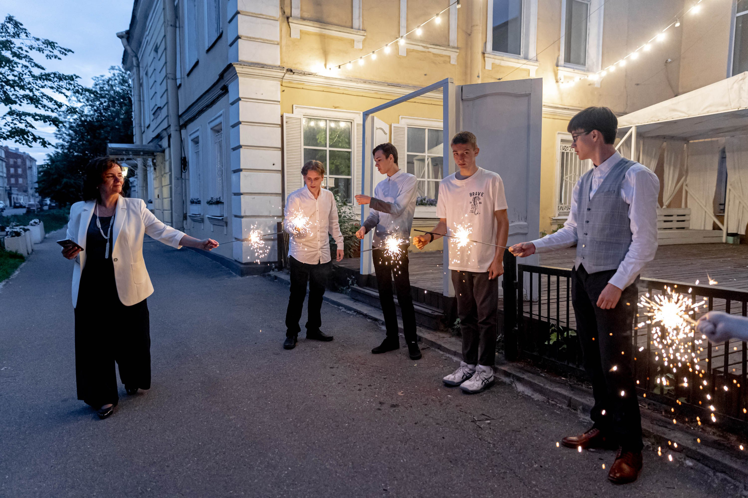 Фотосъёмка школьного выпускного. Фотограф на праздник, корпоратив, День Рождения и Юбилей в г. Санкт-Петербурге Алексей Анкушев