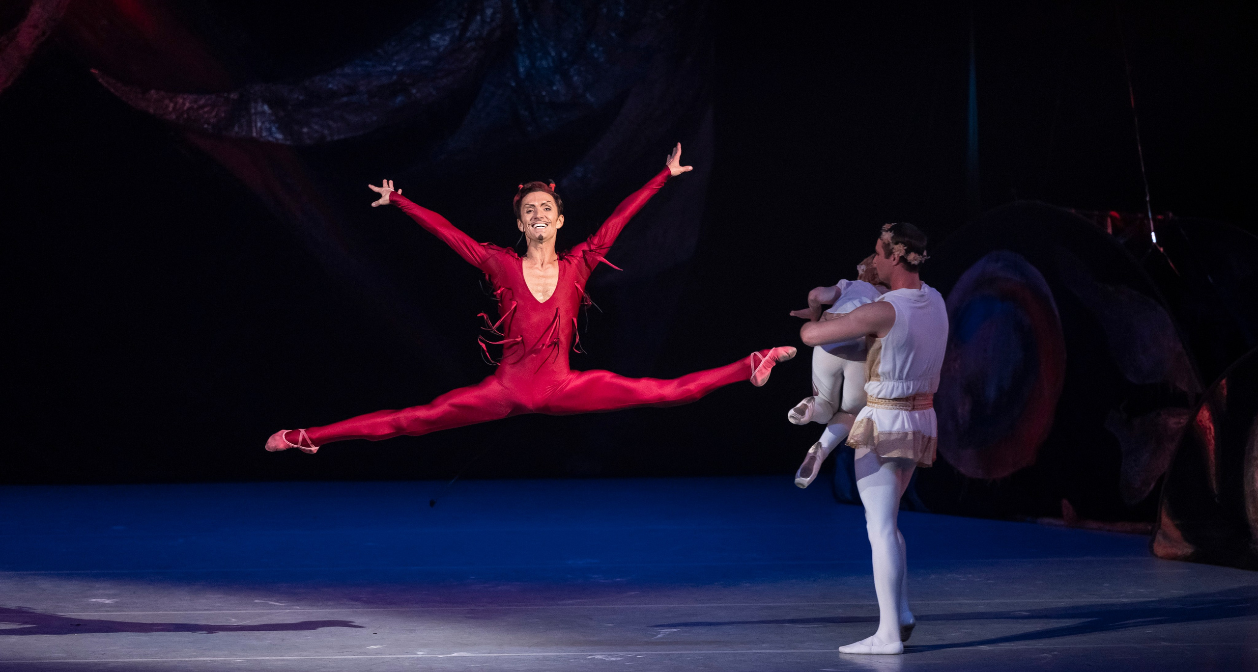 Сотворение мира. Балет Наталии Касаткиной и Владимира Василёва. Балетный фотограф Москва Майоров Николай