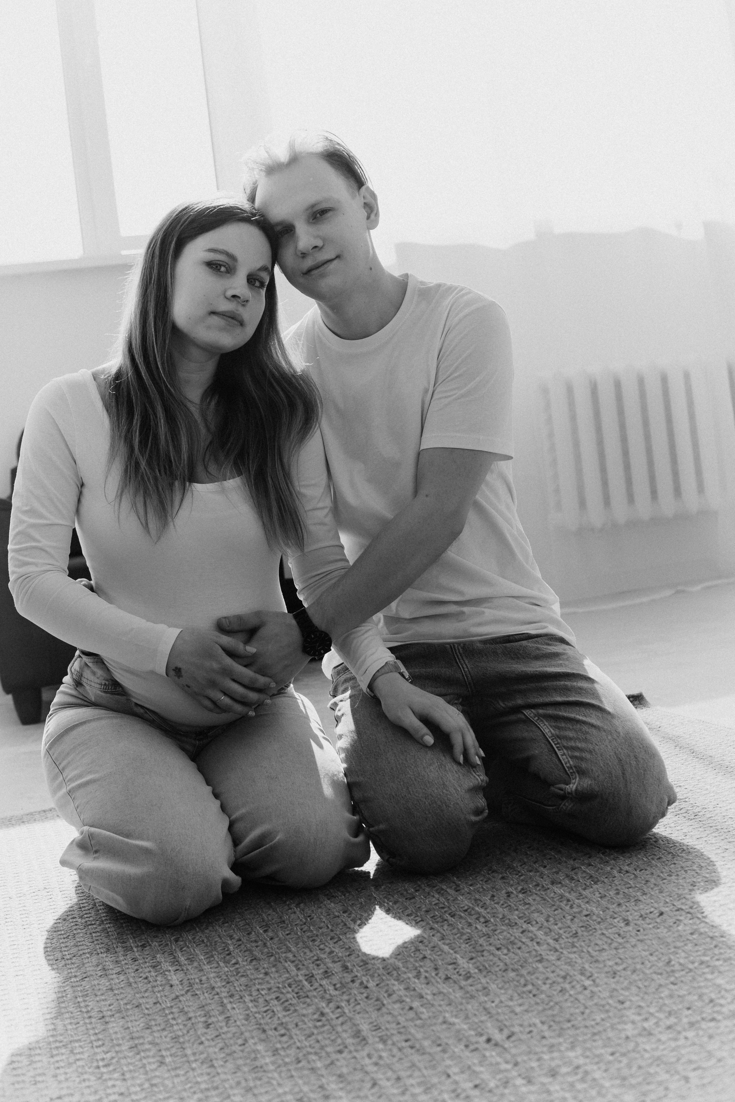 Maksim & Viktorya. Я — Алёна и я фотографирую красиво (е)