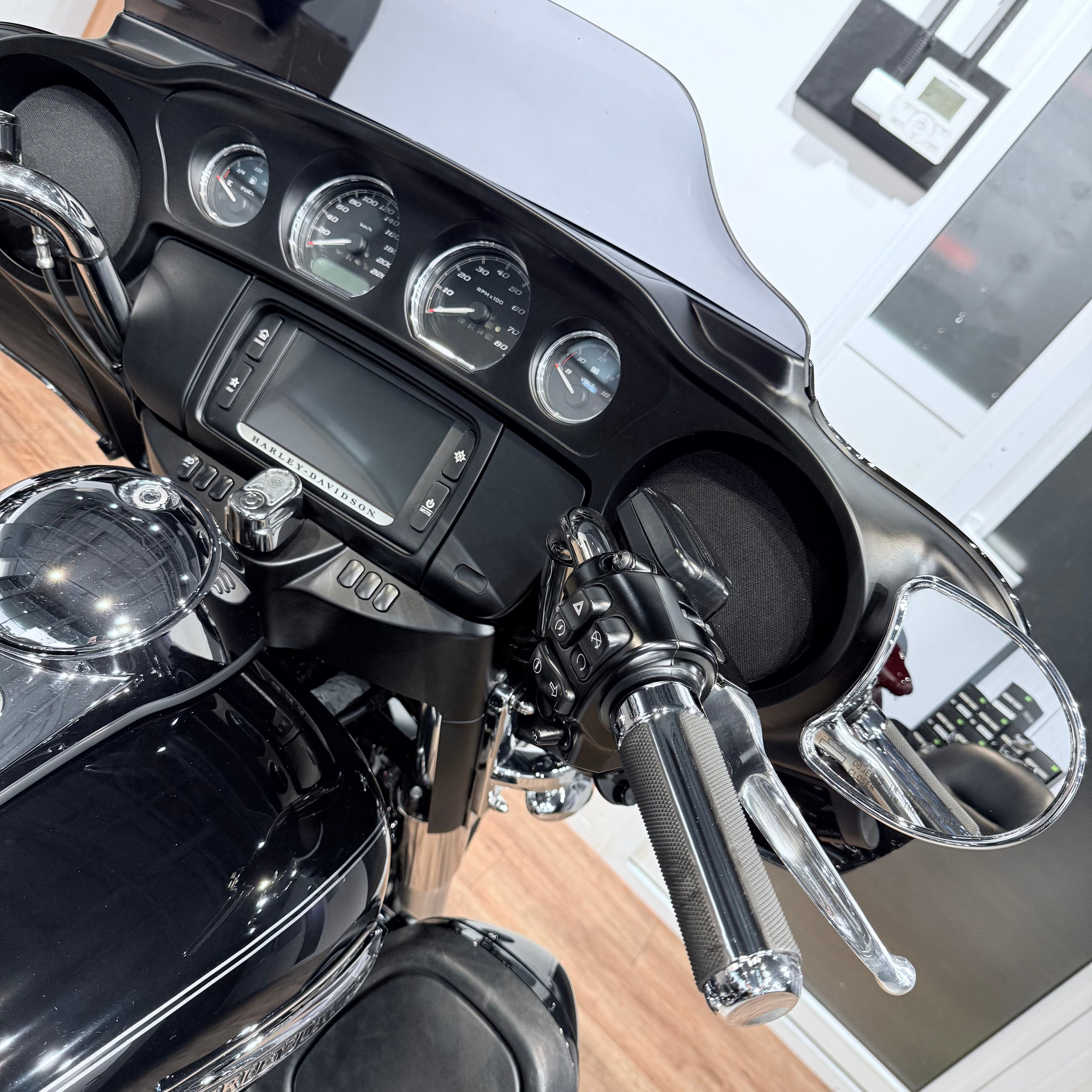 2014 Elеctrа Glidе Ultra Limited 103 ABS Vivid Blасk. Hello Davidson, Москва. Только хорошие мотоциклы…