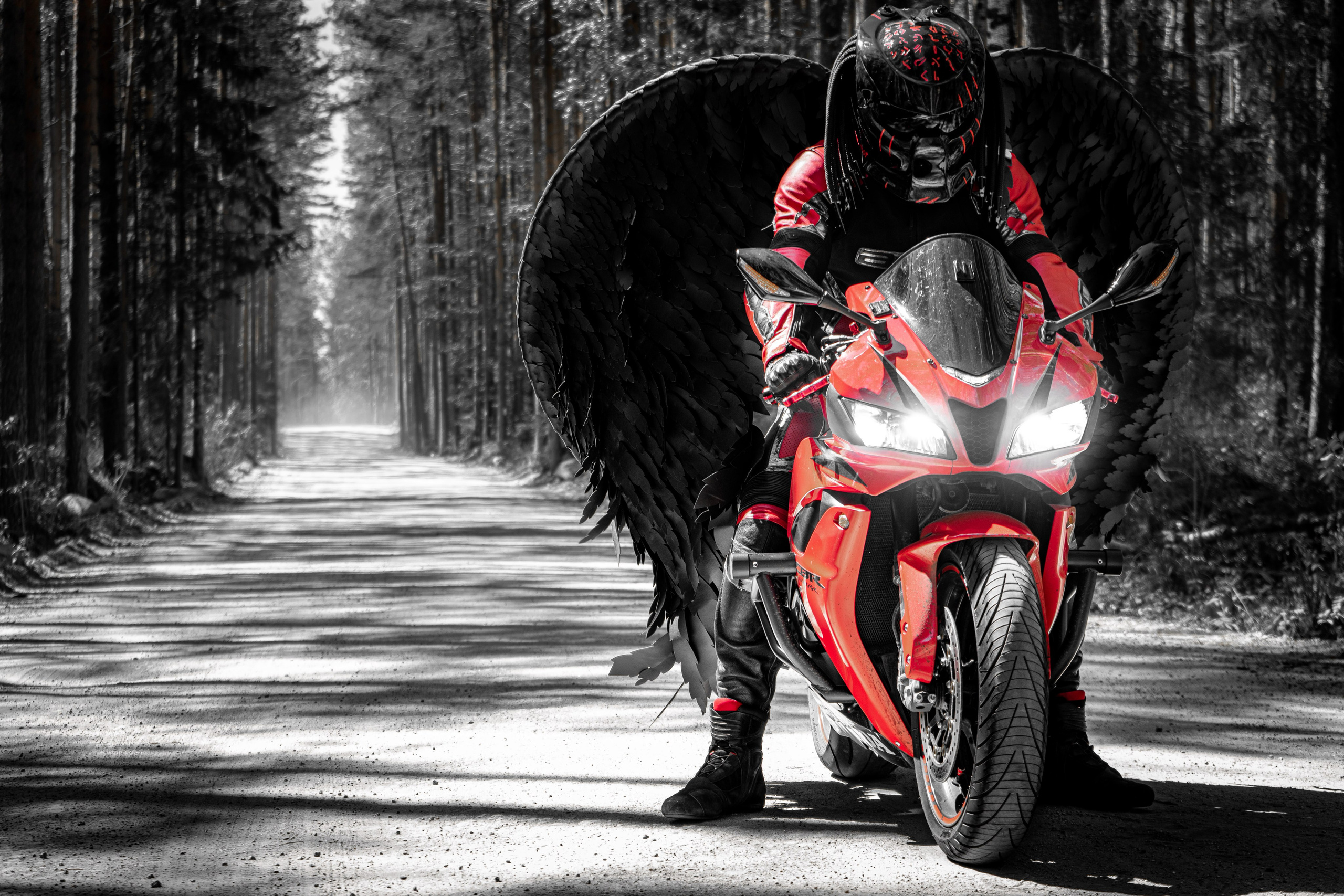 Мужская фотосессия на мотоцикле. Фотограф Екатеринбург Кокшарова Александра