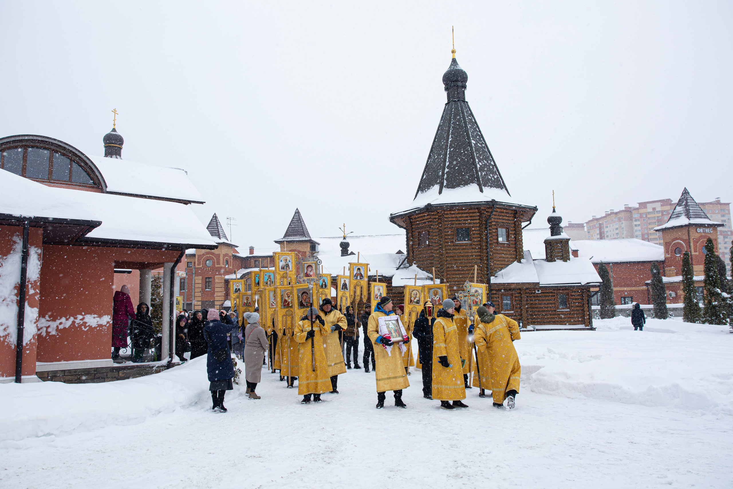 Крестный ход по д. Островцы Раменского городского округа. Семейный и детский фотограф Анна Петракова