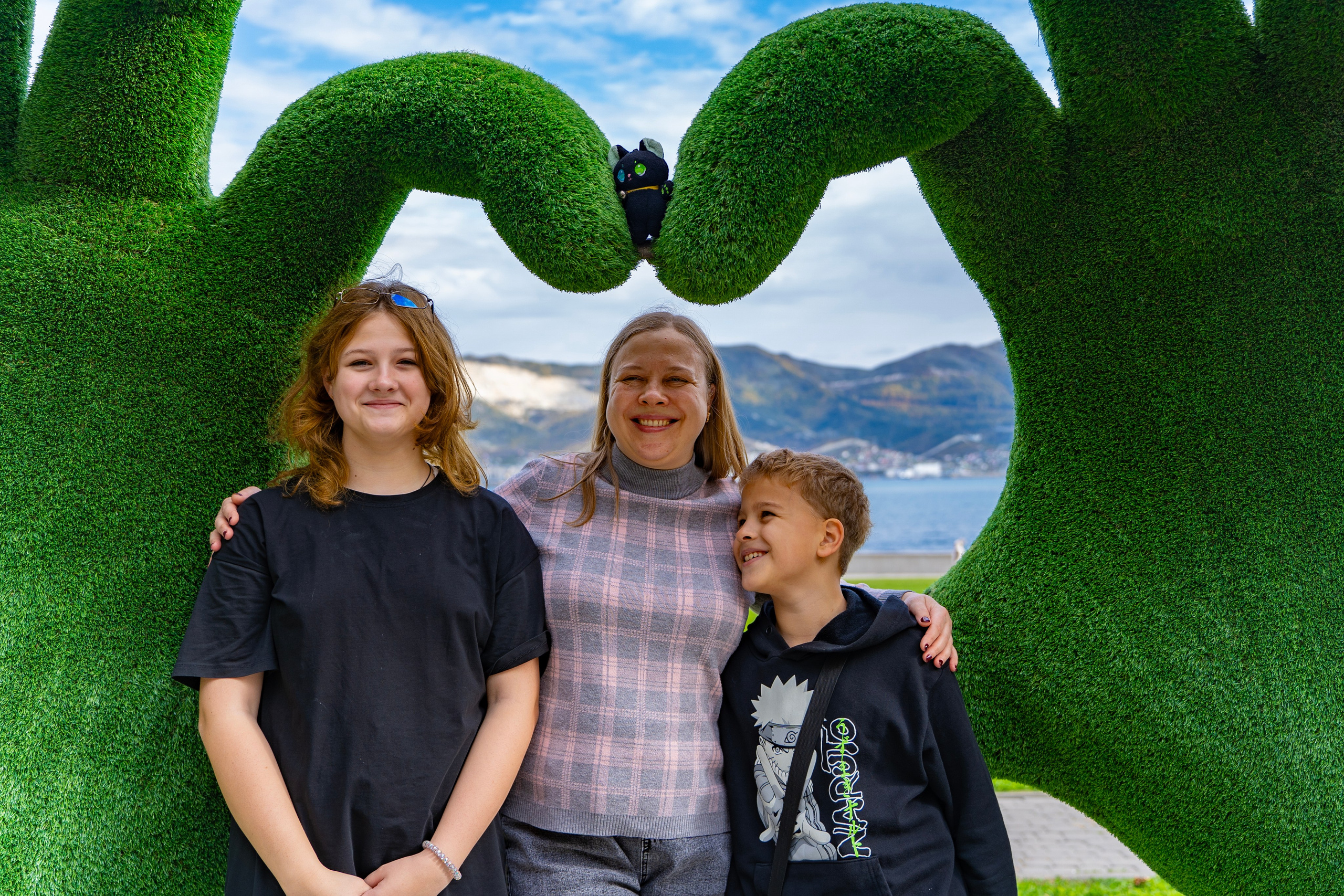 Фотосессия в Новороссийске осенью. Семейный и детский фотограф Екатерина Черняева. Снимаю портреты, love story, фотопрогулки, работаю на улице, в кафе, студии, дома у клиента