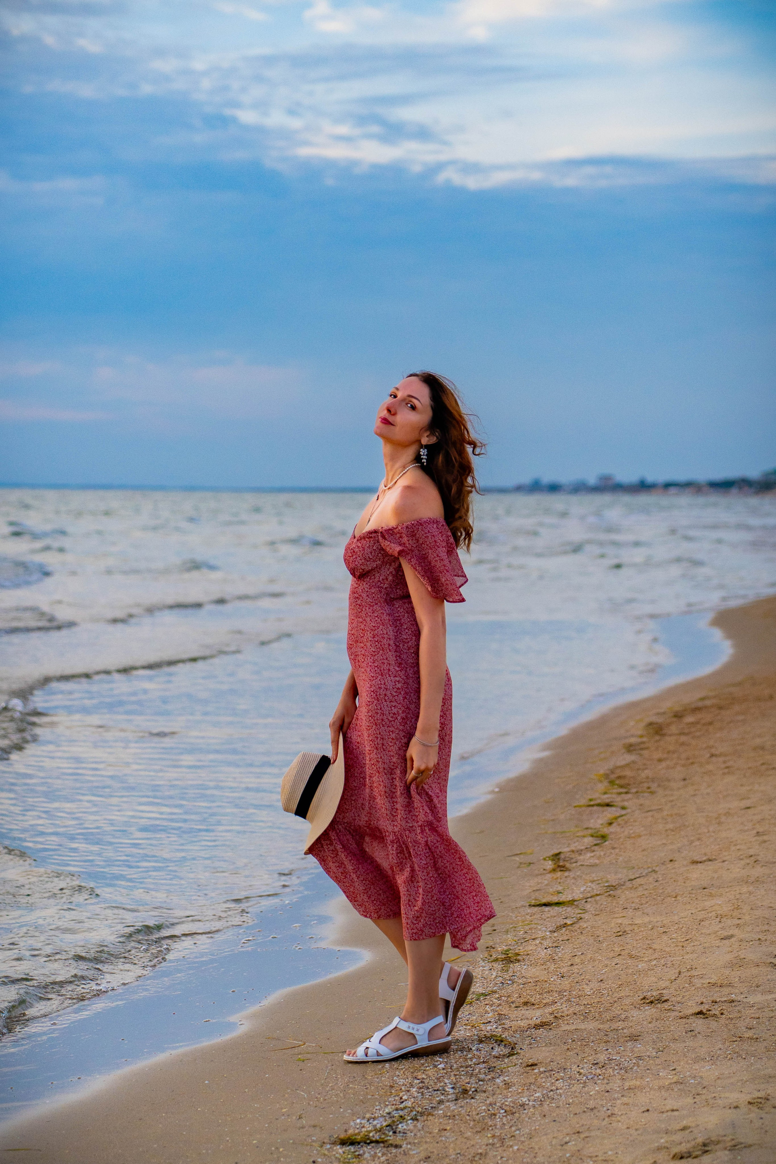 Фотоссесия в Анапе на пляже в октябре. Семейный и детский фотограф Екатерина Черняева. Снимаю портреты, love story, фотопрогулки, работаю на улице, в кафе, студии, дома у клиента