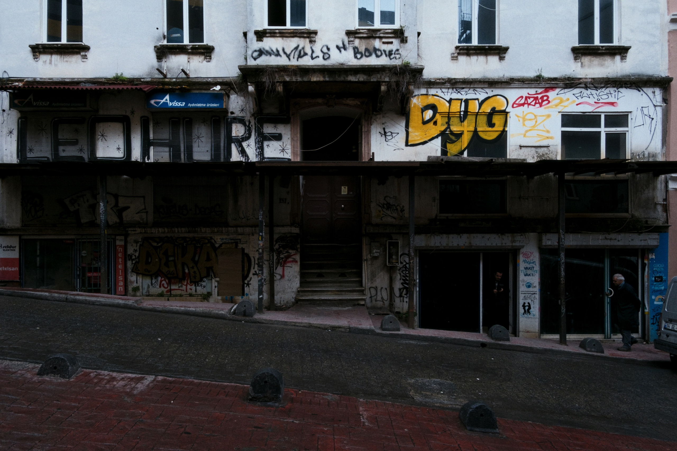 Beyoğlu x Karakoy, Istanbul / Türkey AW26. Фотограф Юрин Евгений