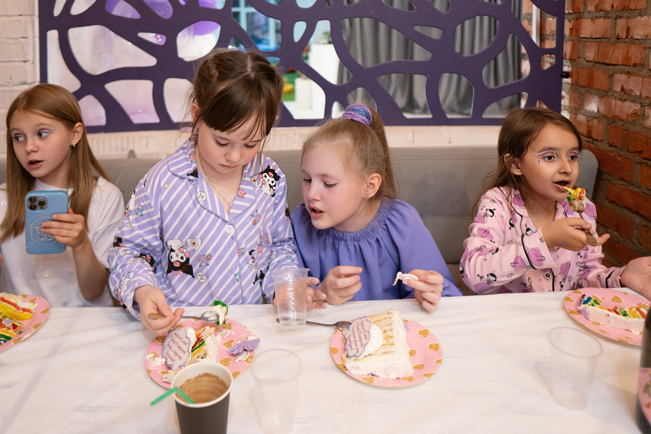 День рождения Эльзы и Калерии