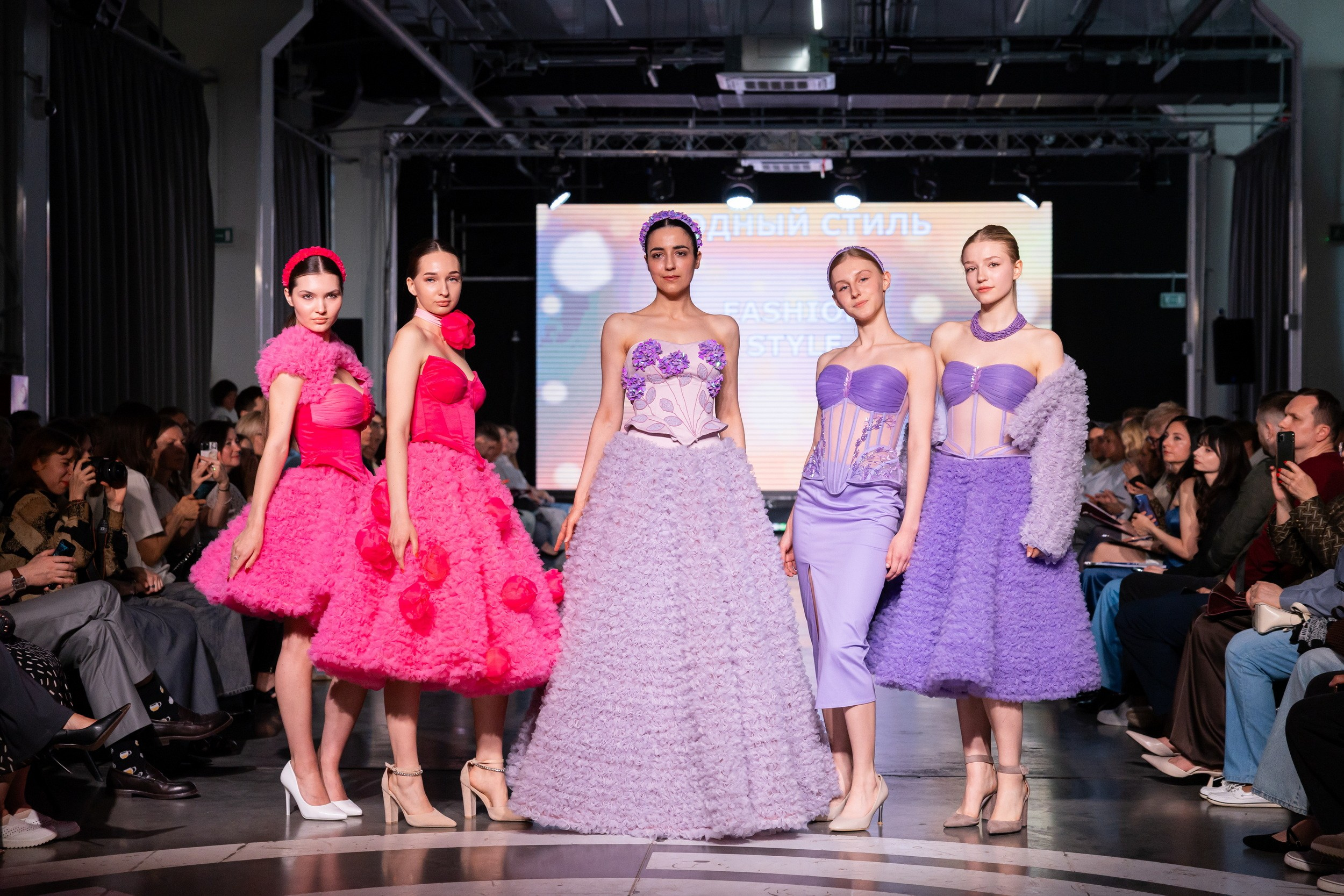 Фестиваль моды и красоты Fashion Style (16 мая 2026). Репортажный фотограф Алексей Пирязев
